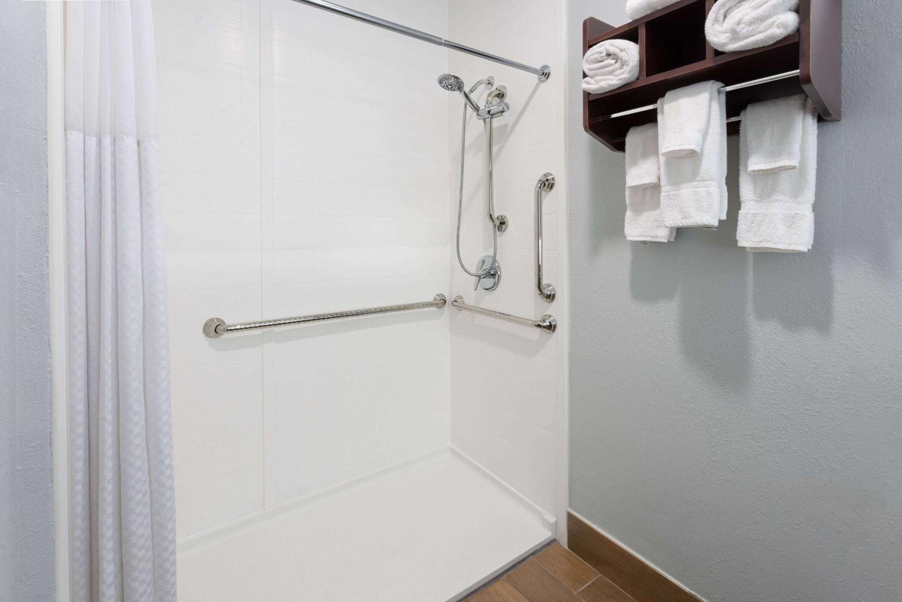 King Room - Mobility Access/Non-Smoking - Photo 4