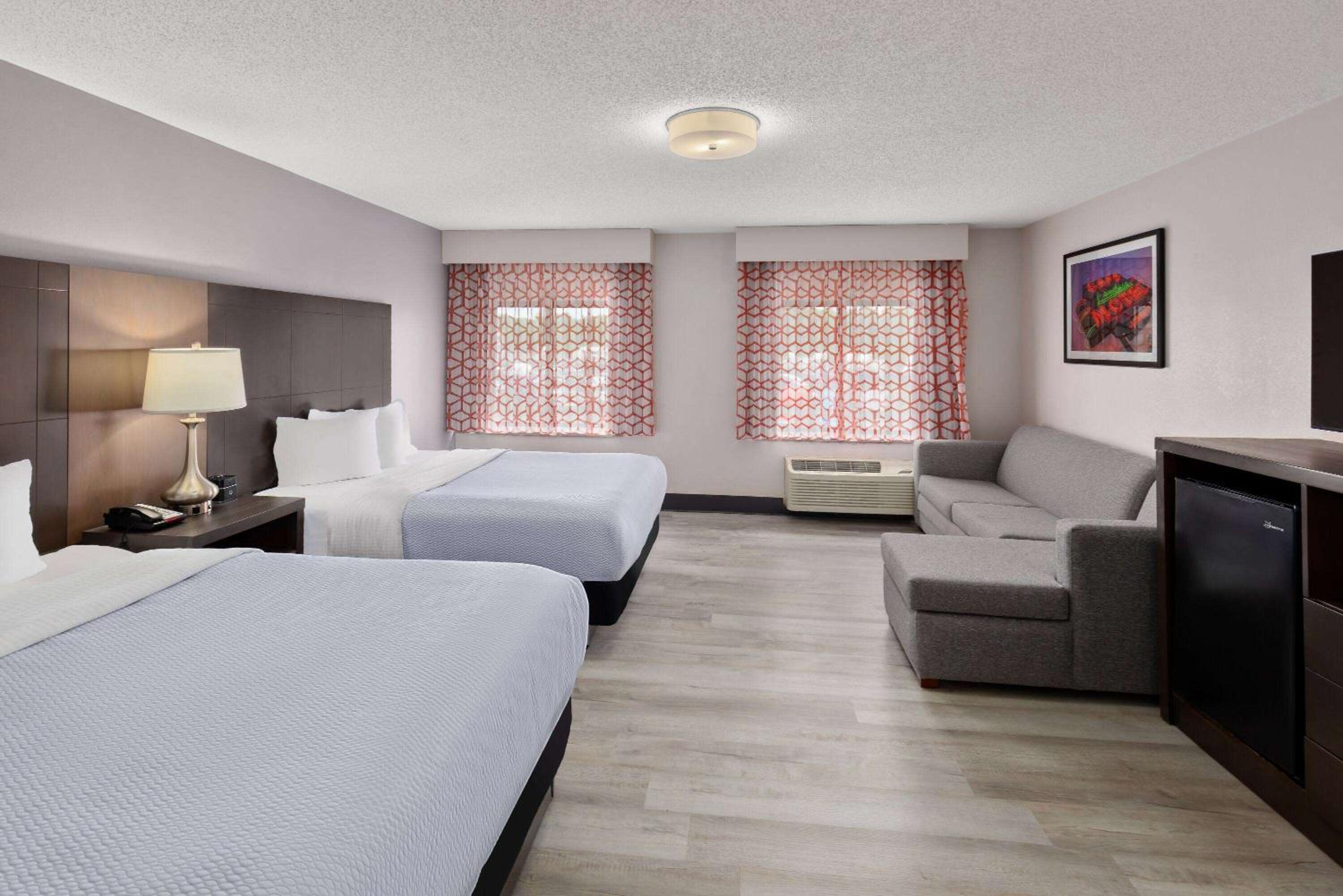 Standard Double Room with Sofa Bed photo 2