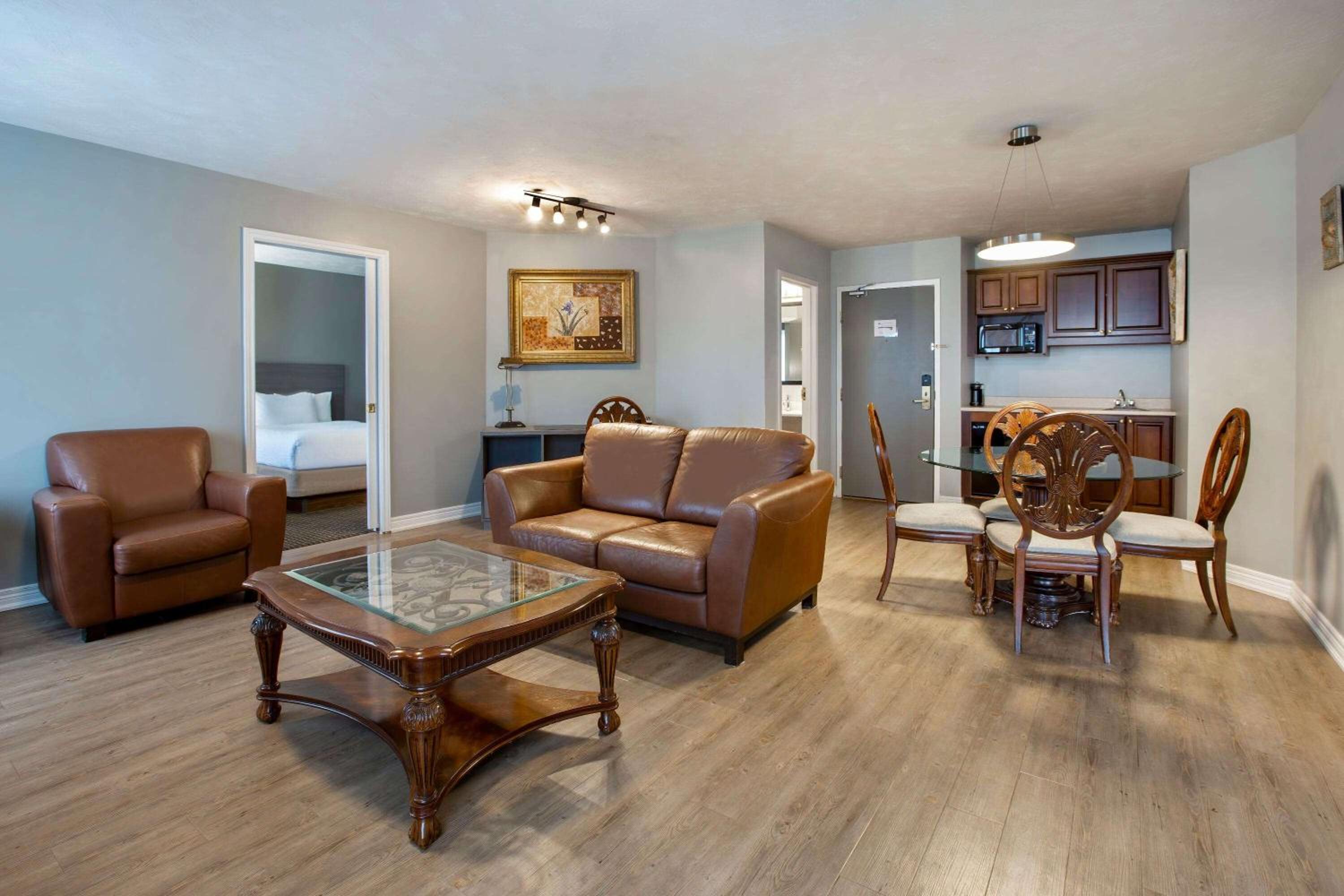 Two-Bedroom Presidential Suite with Two Queen Beds - Non-Smoking