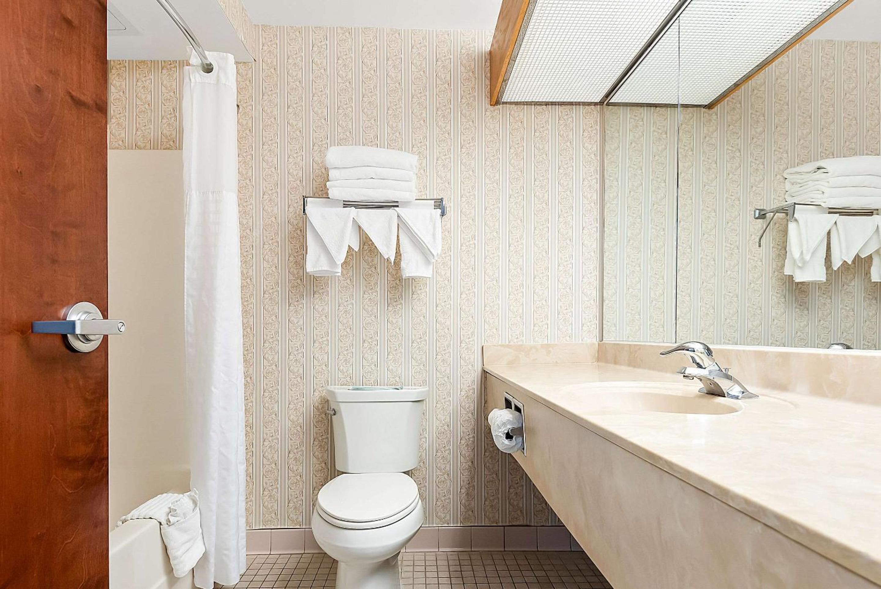King Suite - Photo 5