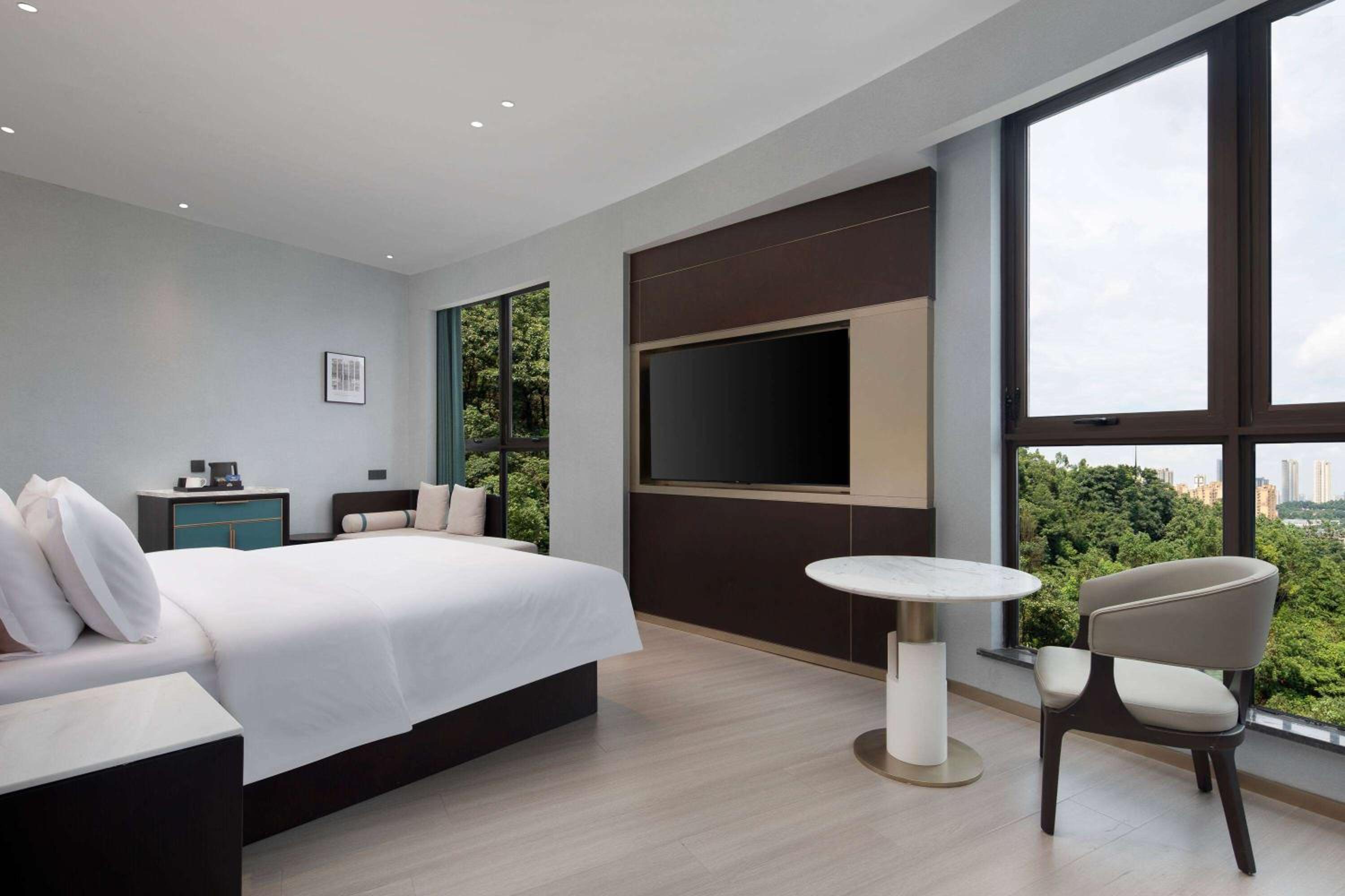 Premium King Room - Non-Smoking