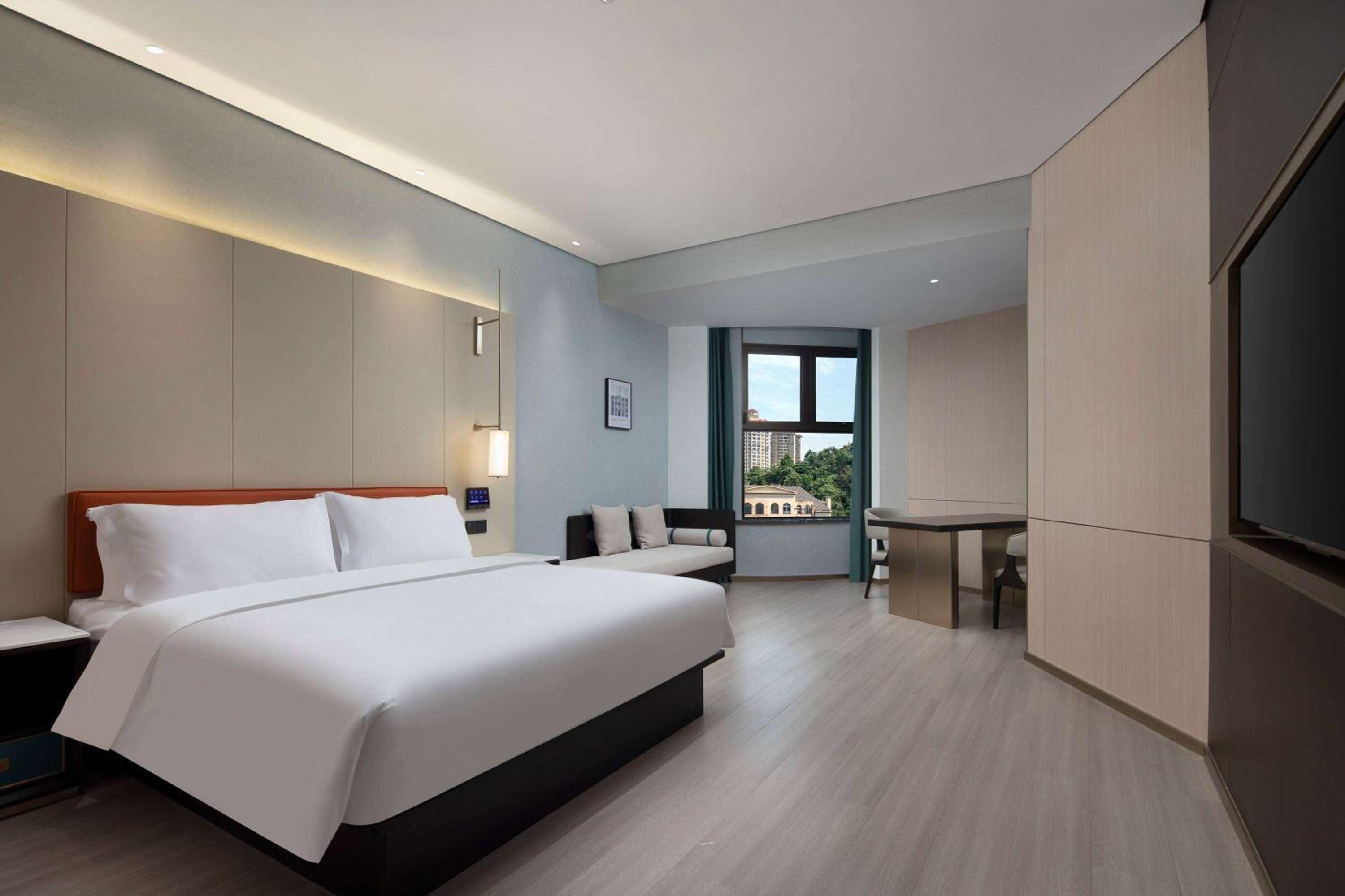 Romantic King Room - Non-Smoking