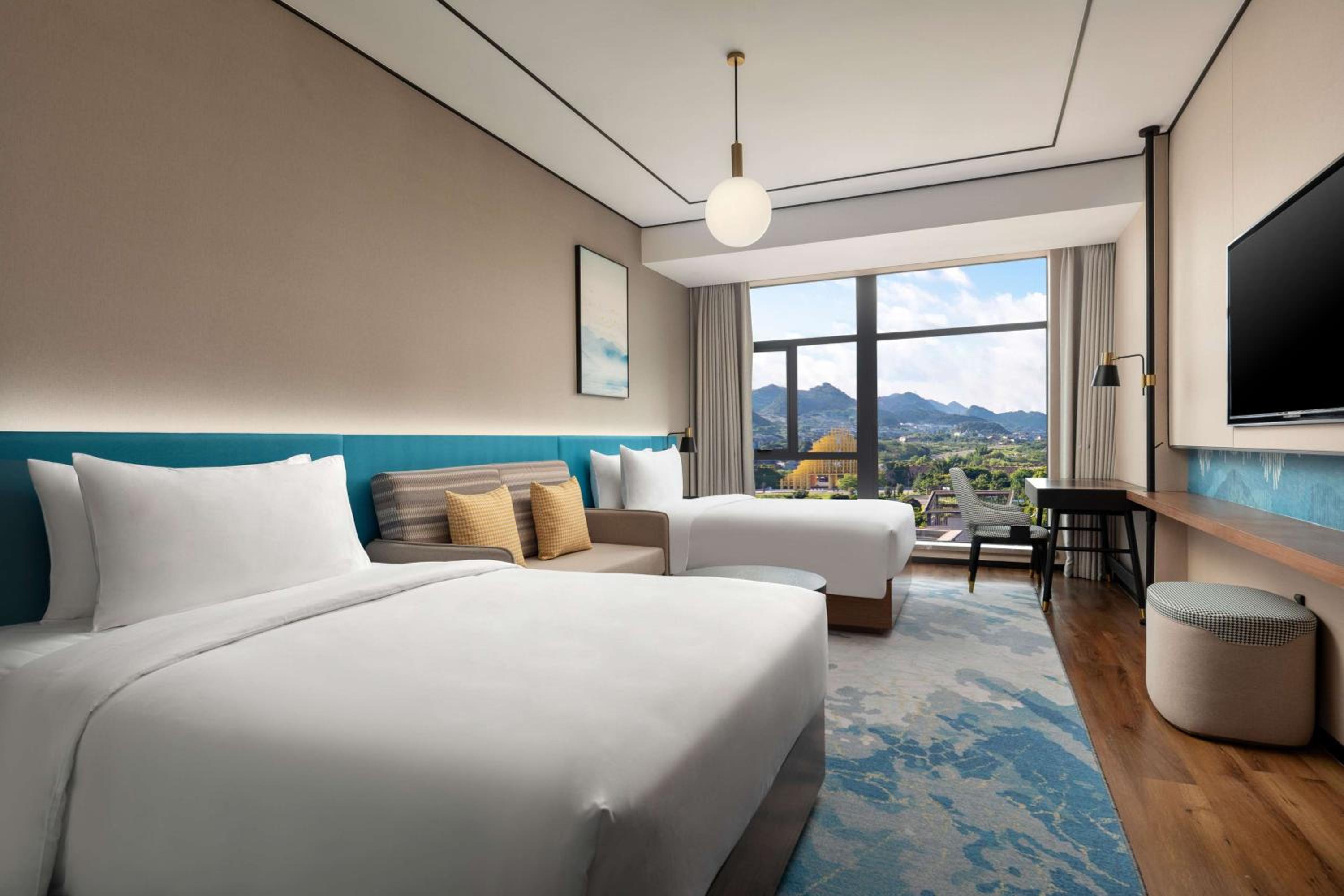 Deluxe Twin Room photo 2