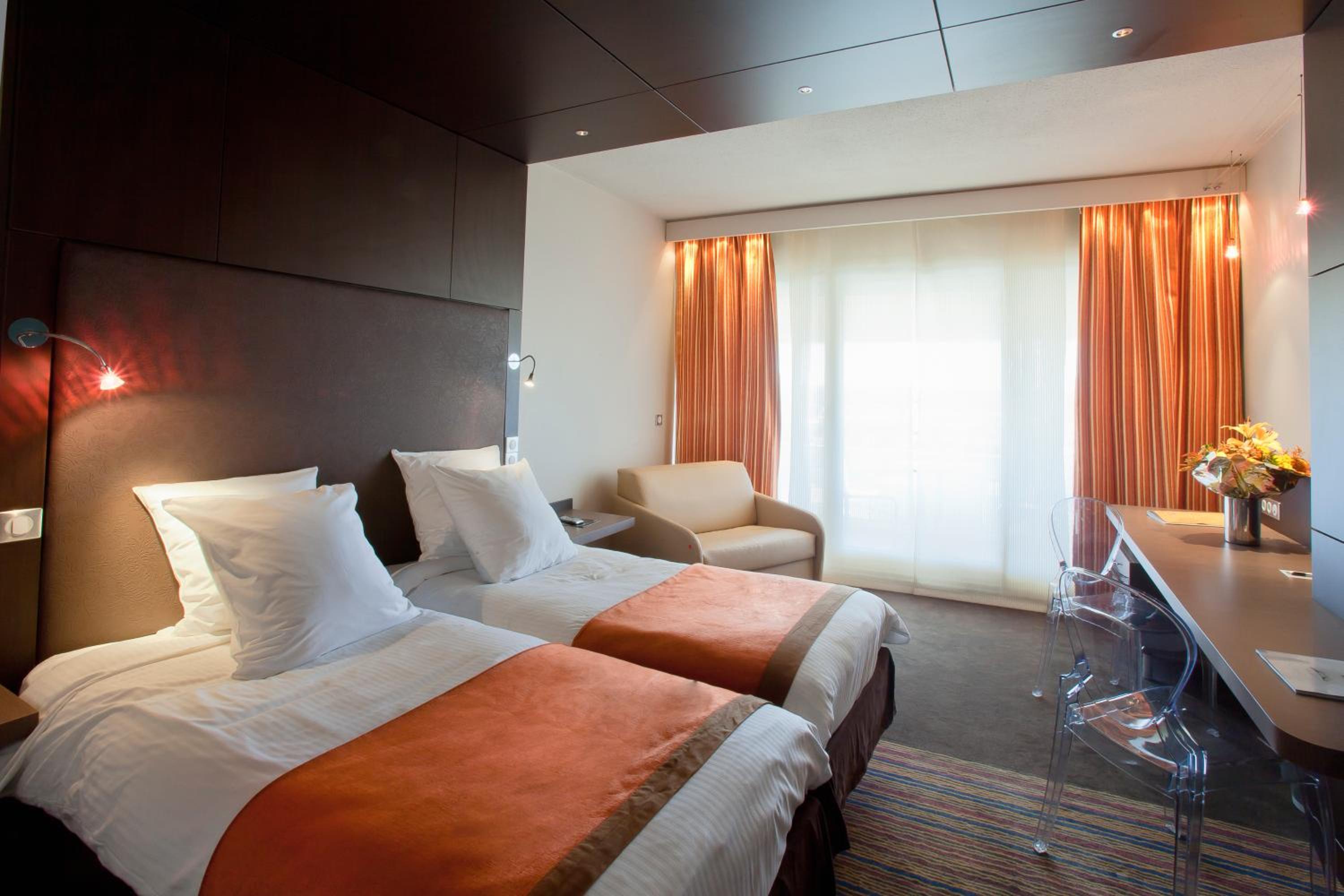 Double or Twin Room - Photo 4