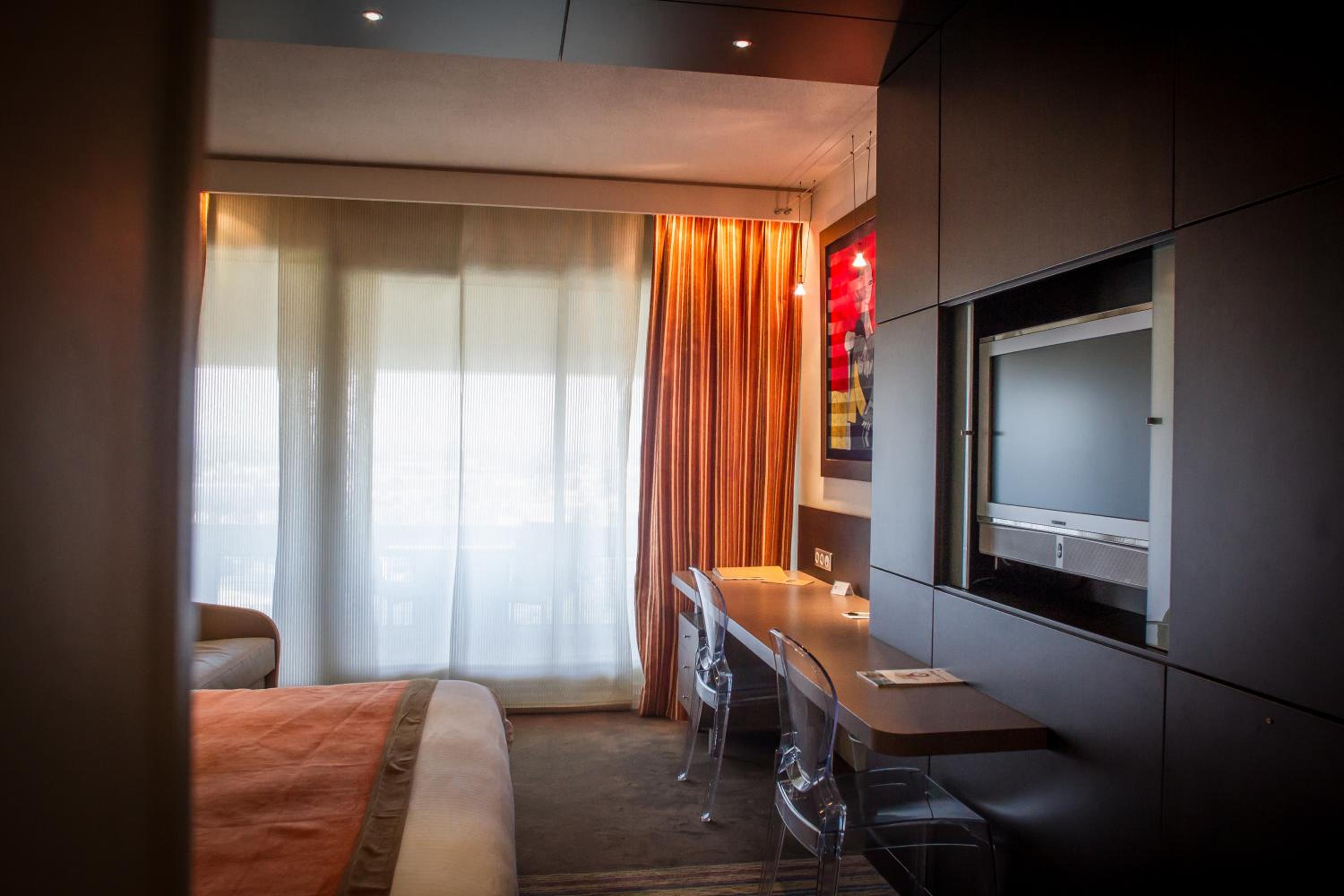 Double or Twin Room - Photo 3