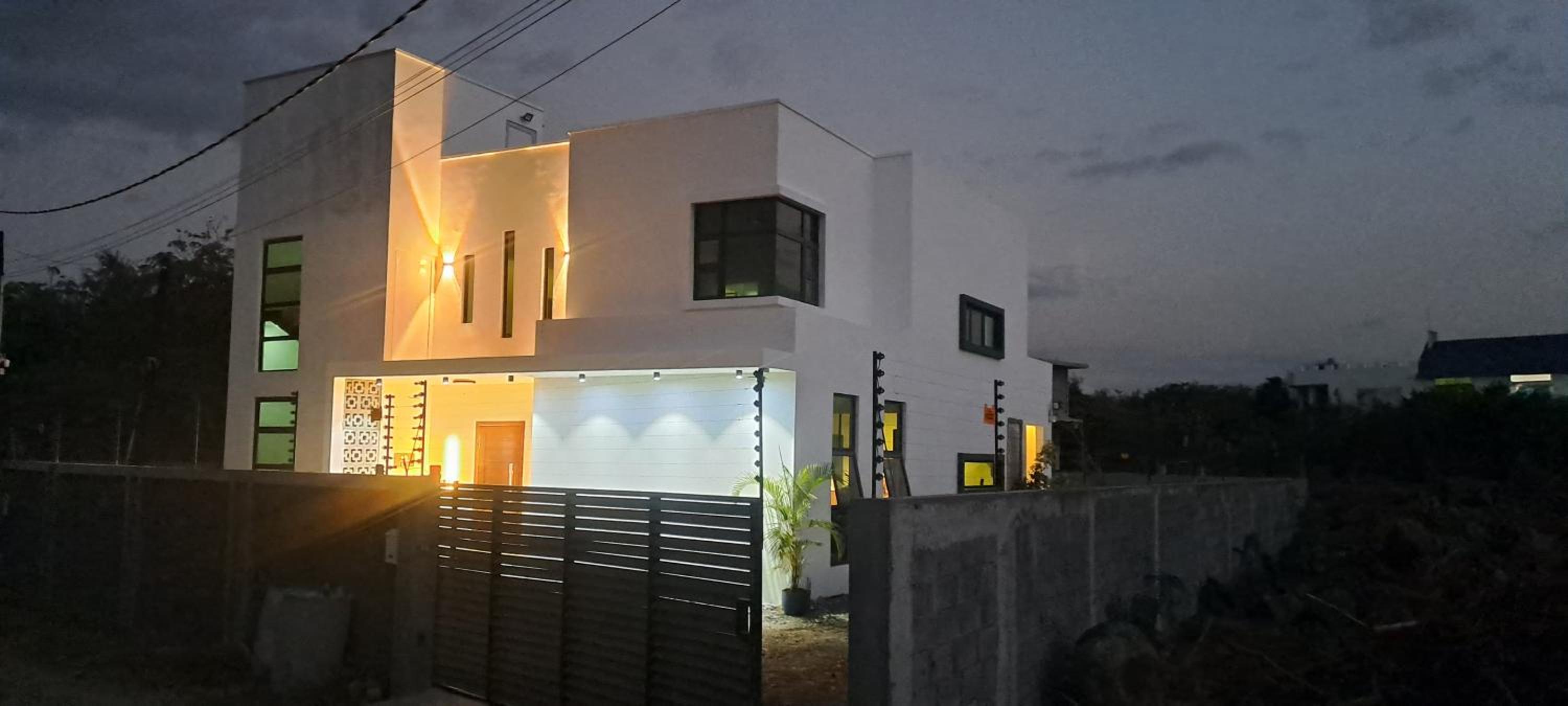 Villa photo 2