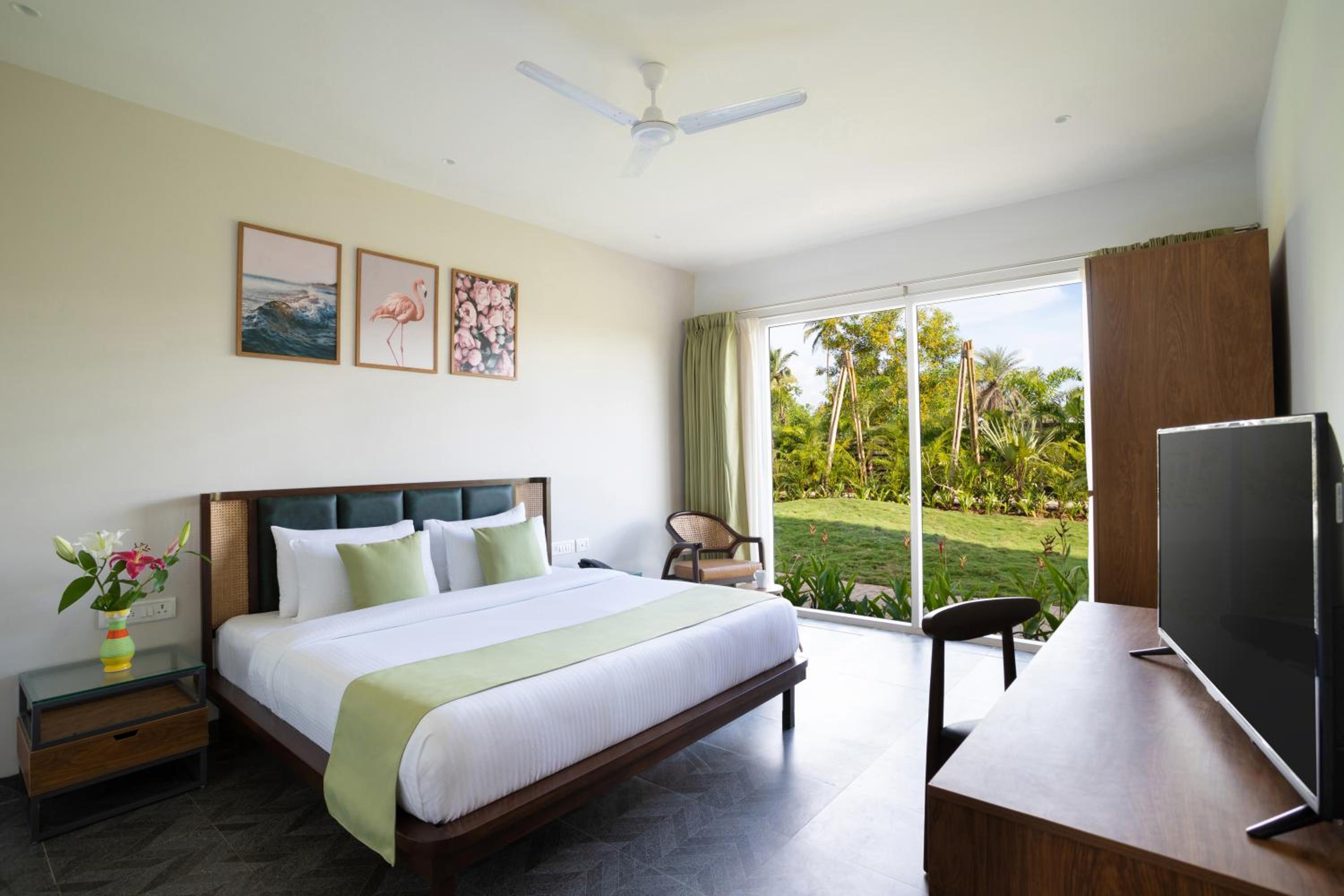 Premium Cottage - 15% Discount on Food & Non-Alcoholic Beverages - Photo 6
