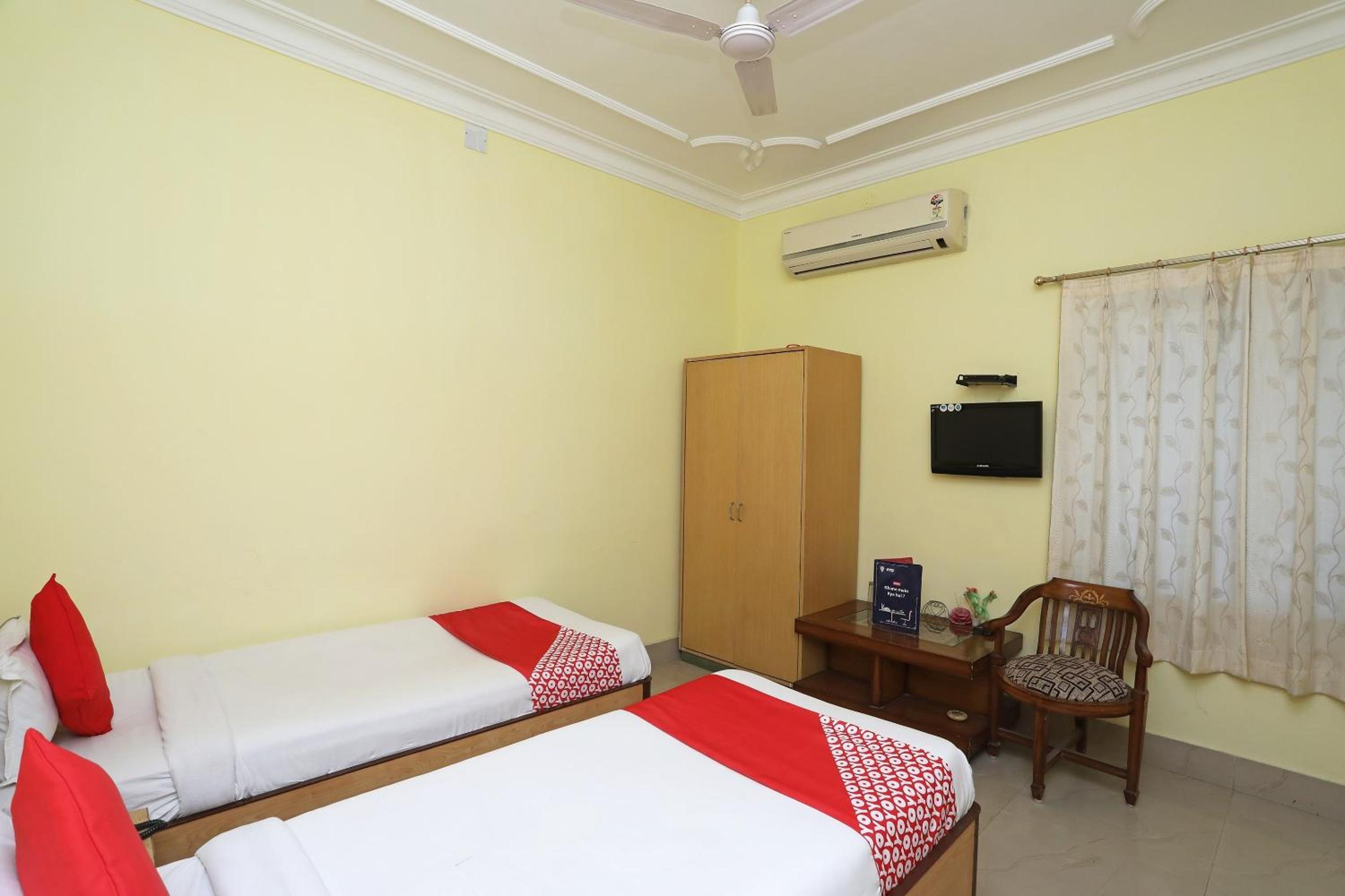 Standard Double Room photo 3