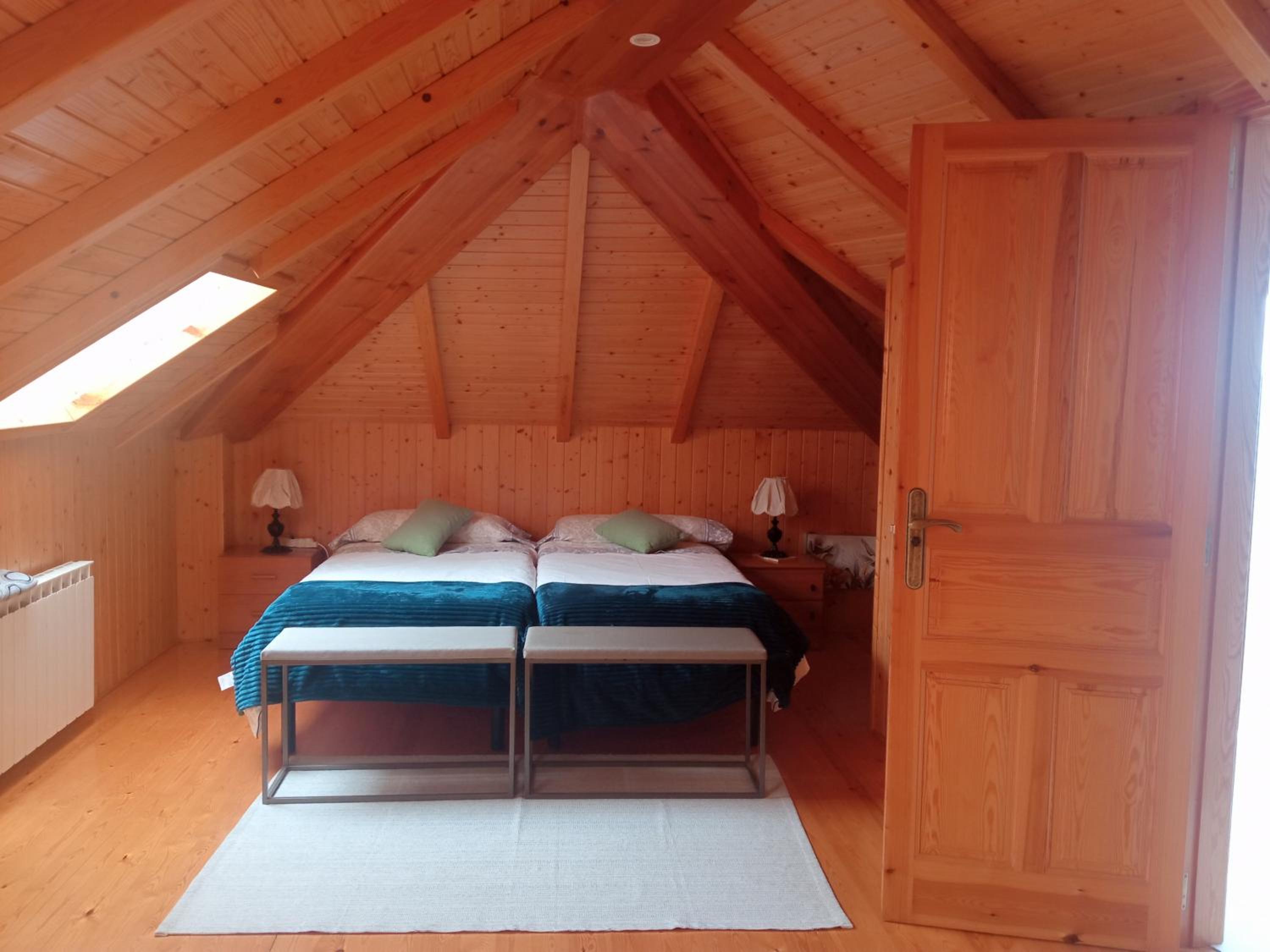 Four-Bedroom House - Photo 11