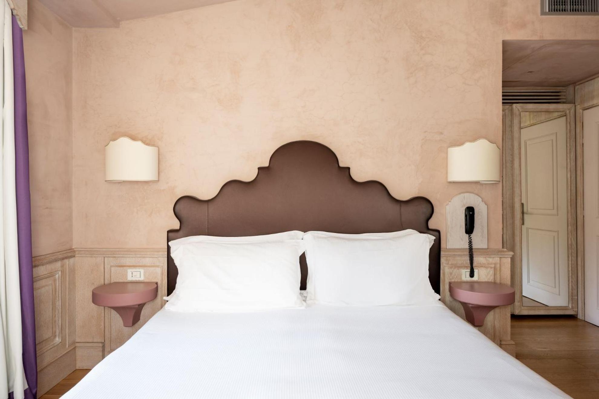 Superior Double Room with Sea View - Photo 5
