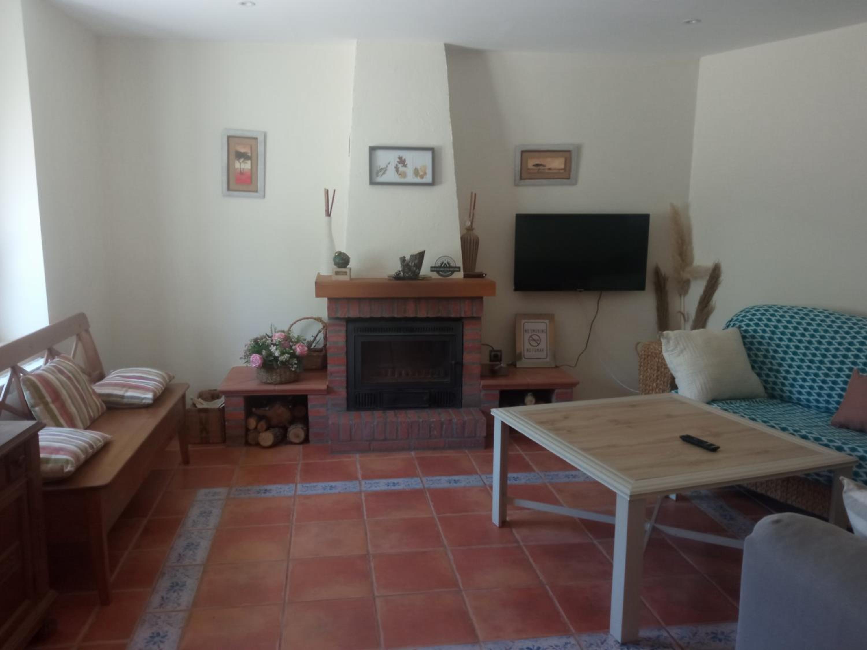 Four-Bedroom House - Photo 12