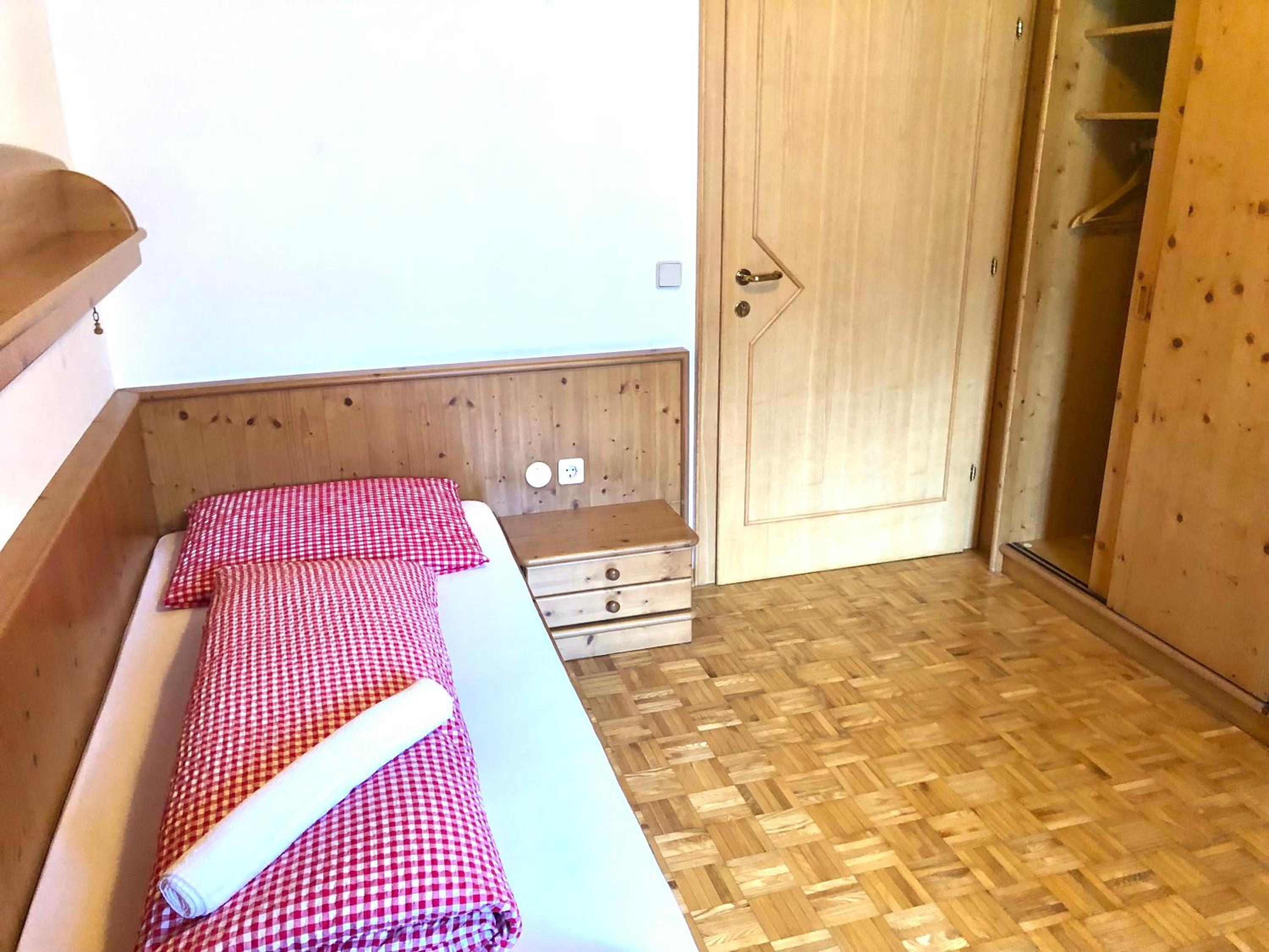 Single Room photo 3