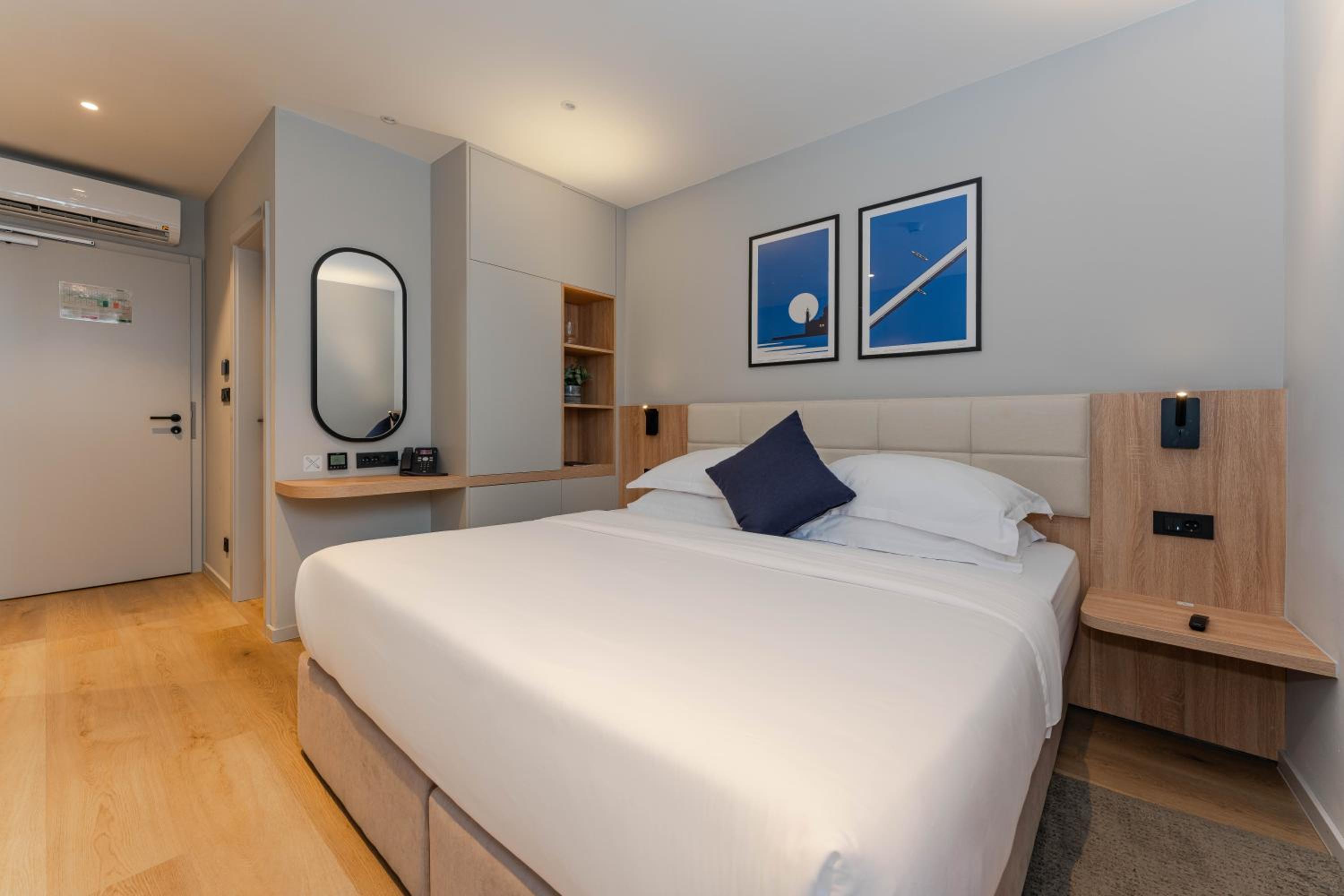 Superior Double Room - Photo 2