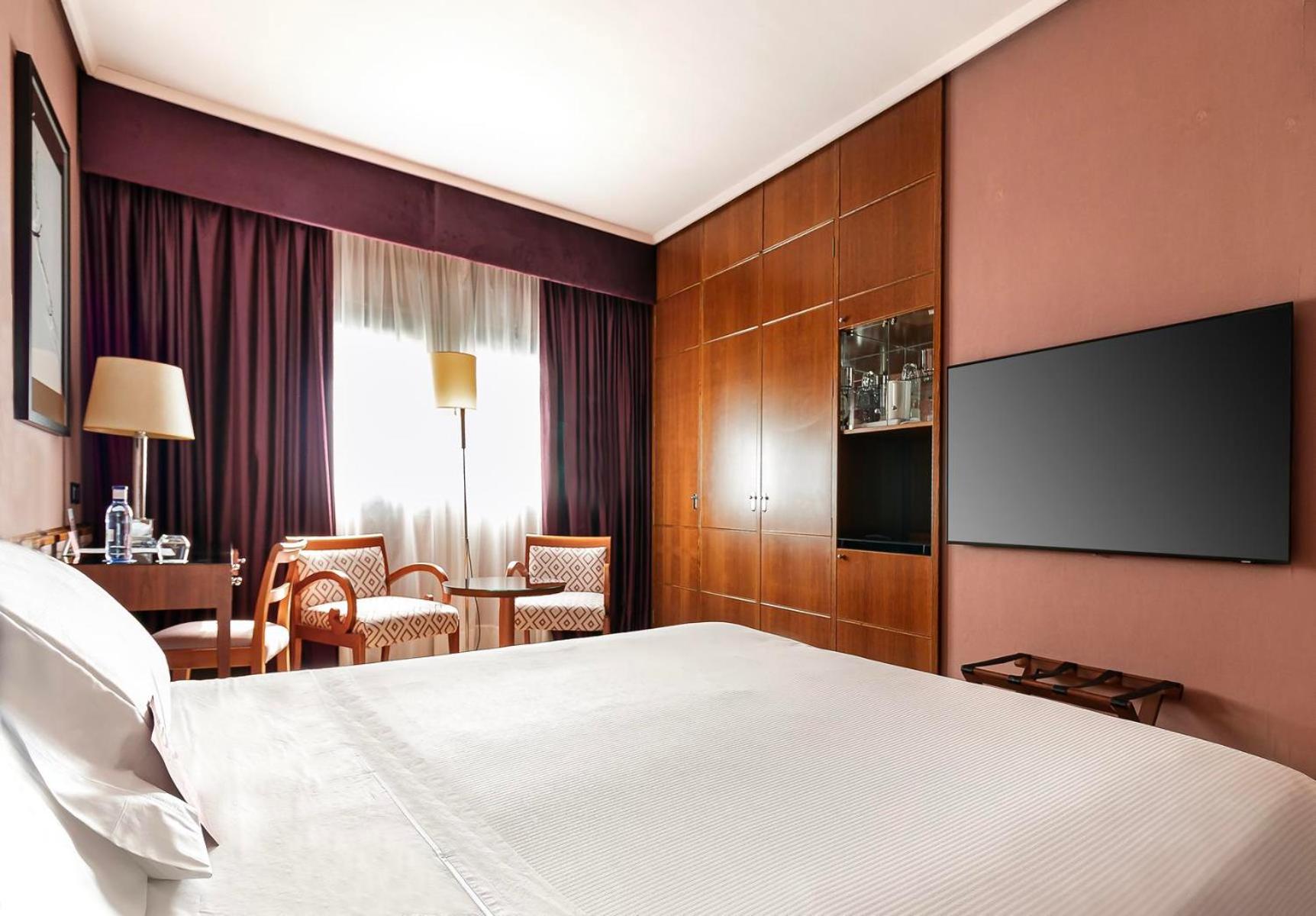 Superior Double Room - Photo 3