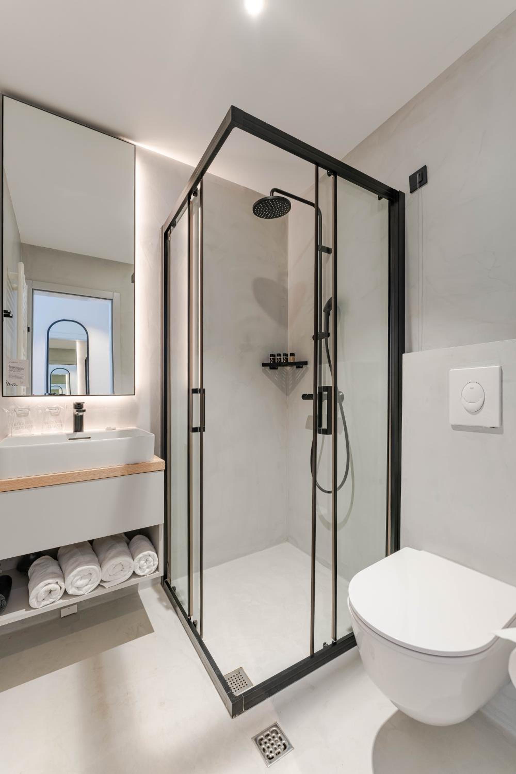 Deluxe Twin Room - Photo 3