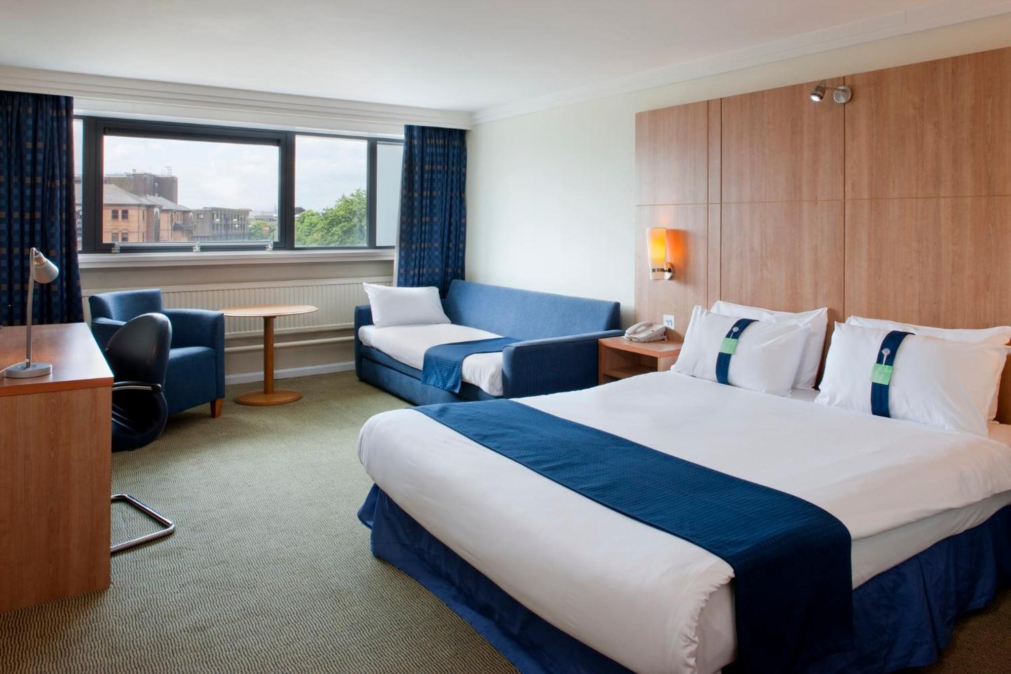 Standard Double Room with Sofa Bed - Photo 4