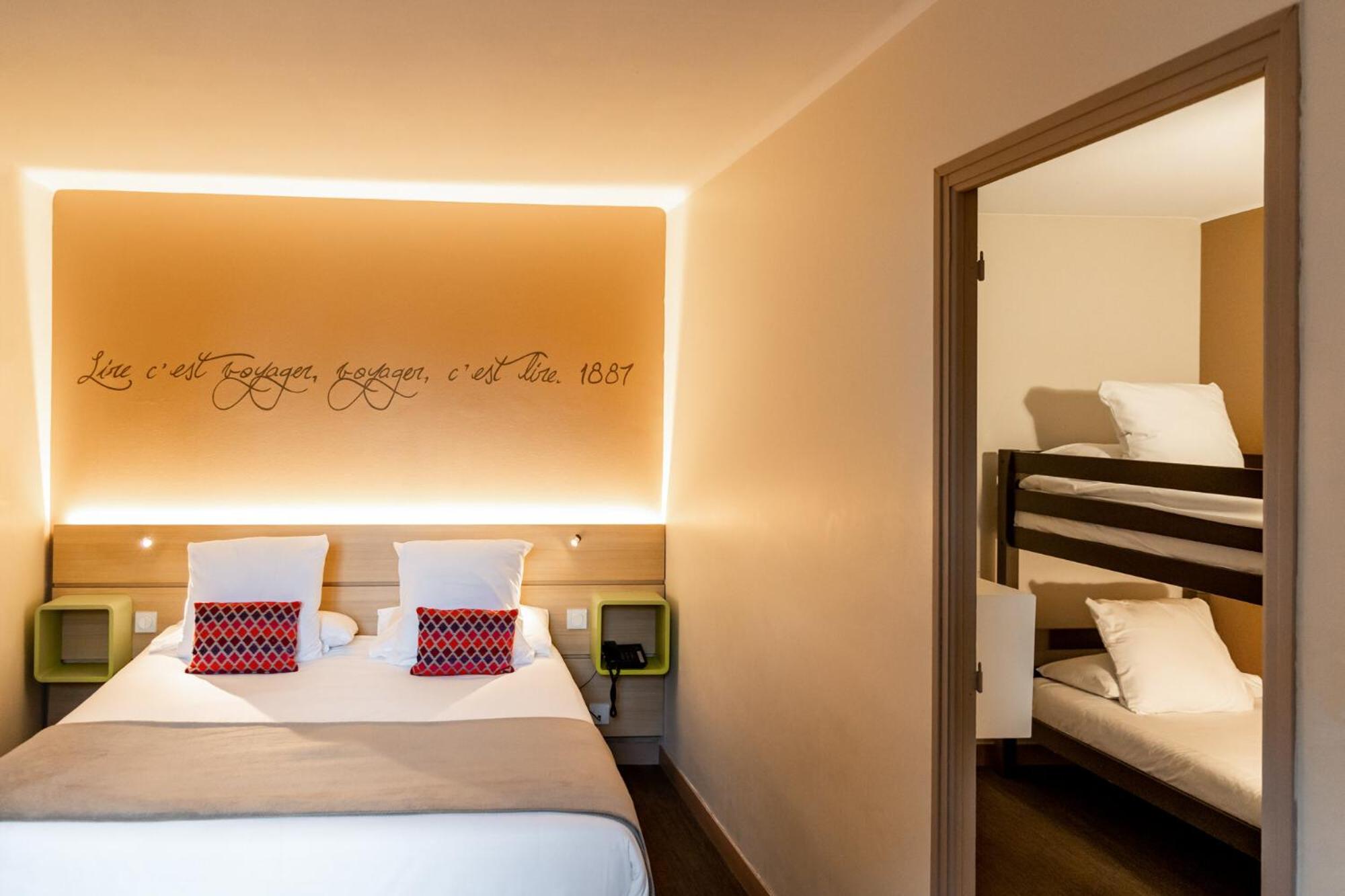 Quadruple Room - Photo 8
