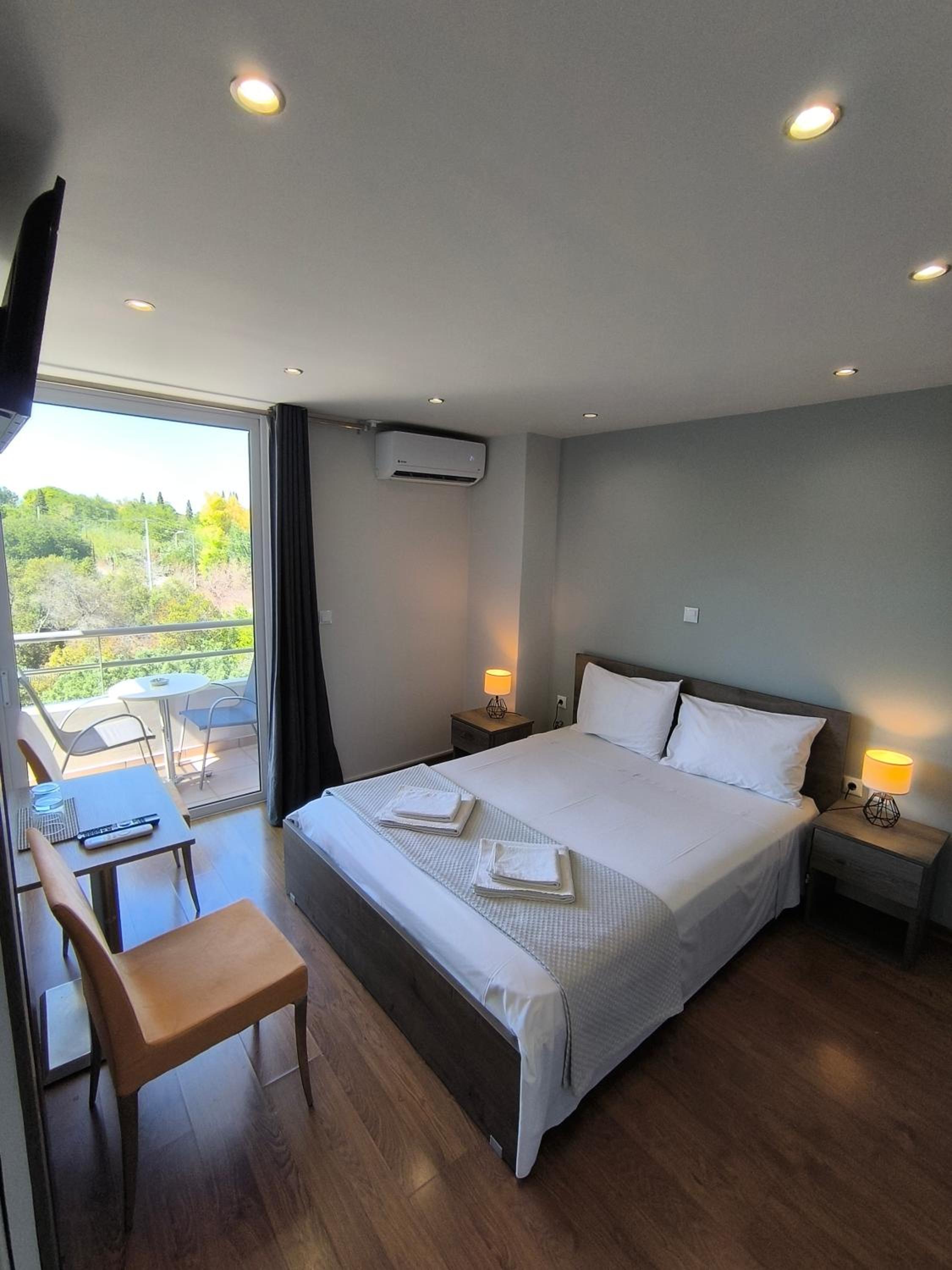 Deluxe Double Room with Balcony
