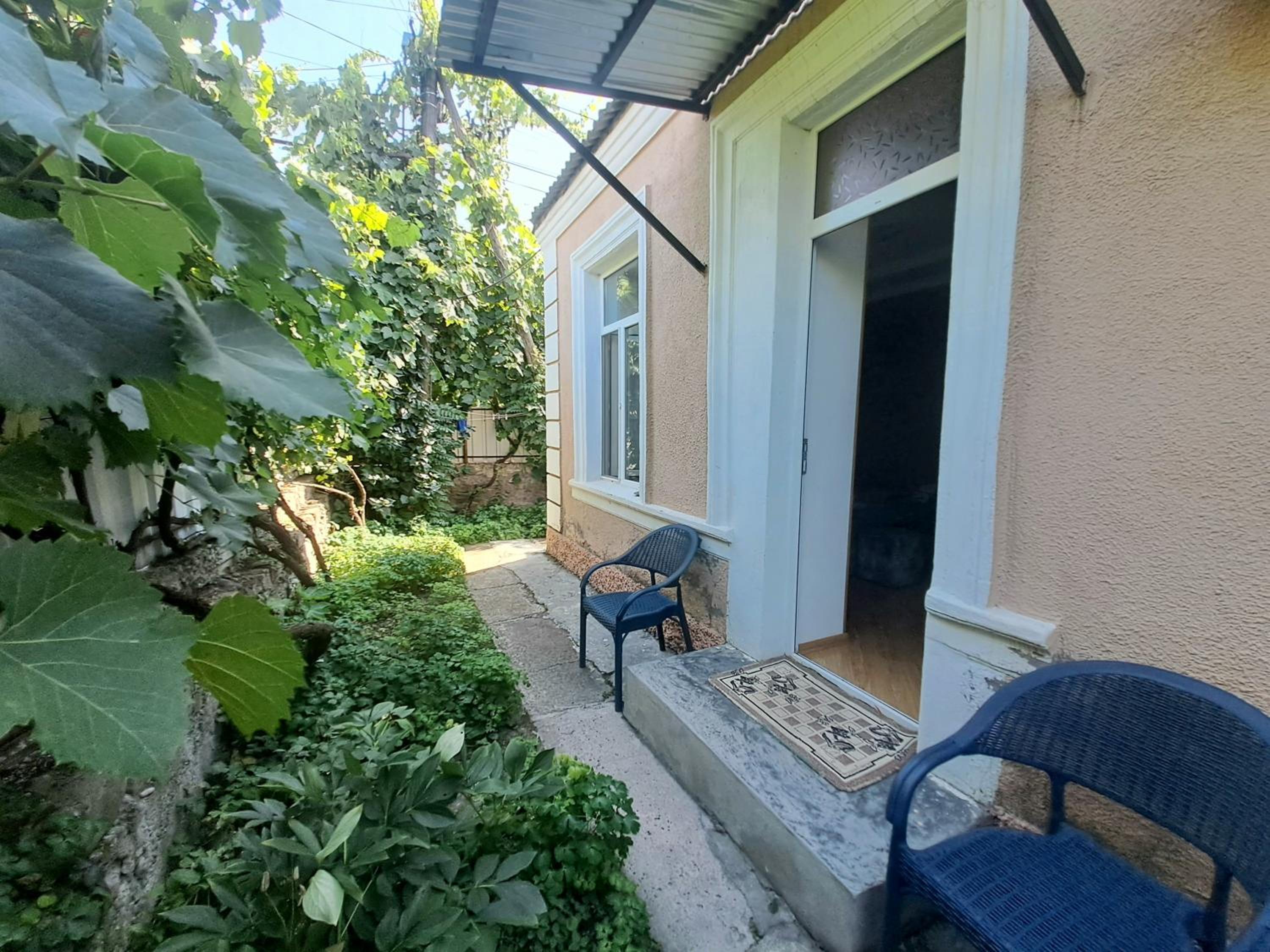 Double Room with Private Bathroom - Photo 11