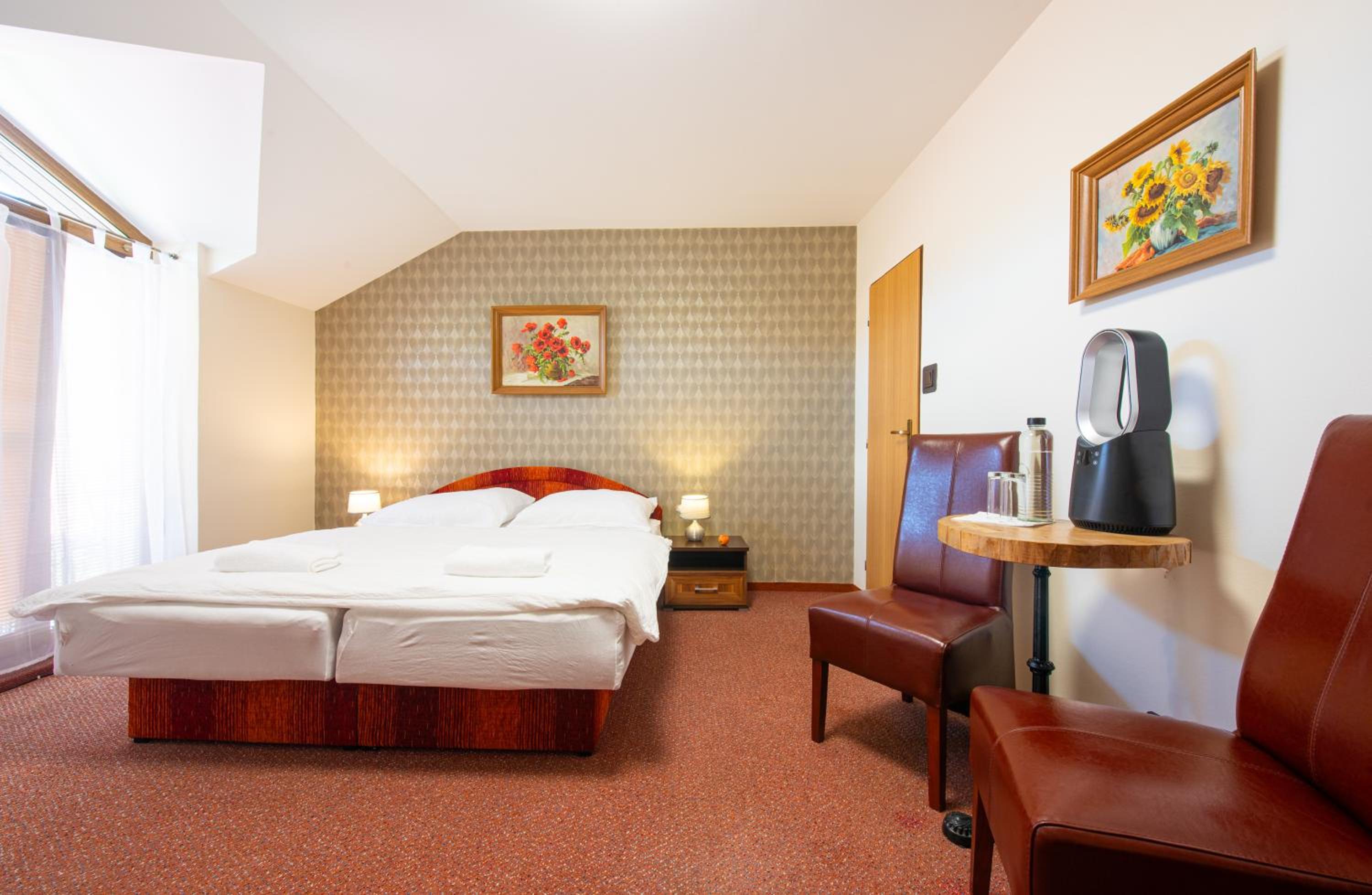Double Room photo 3