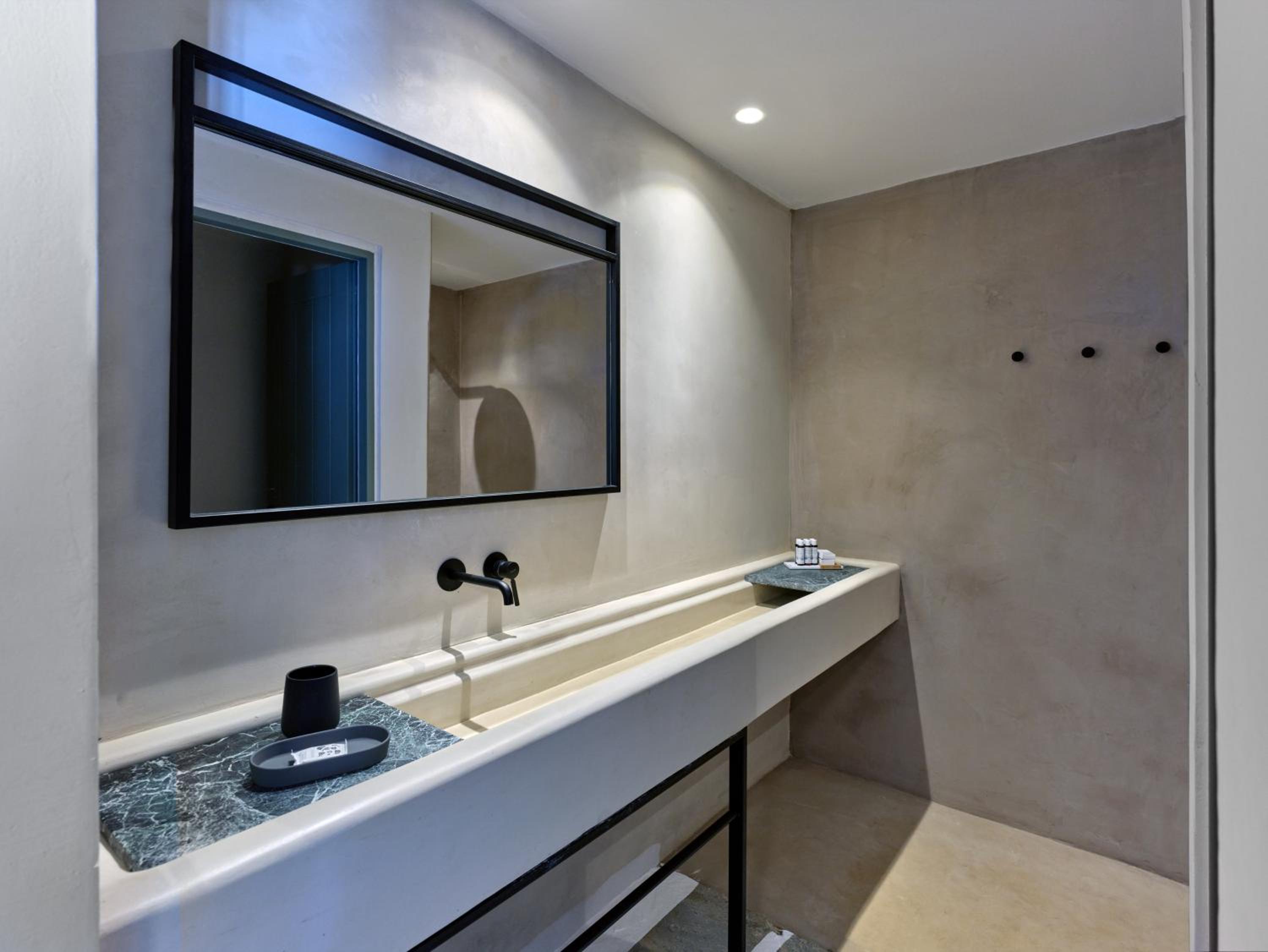 Signature Suite Mini Jetted Pool Sea View - Photo 23