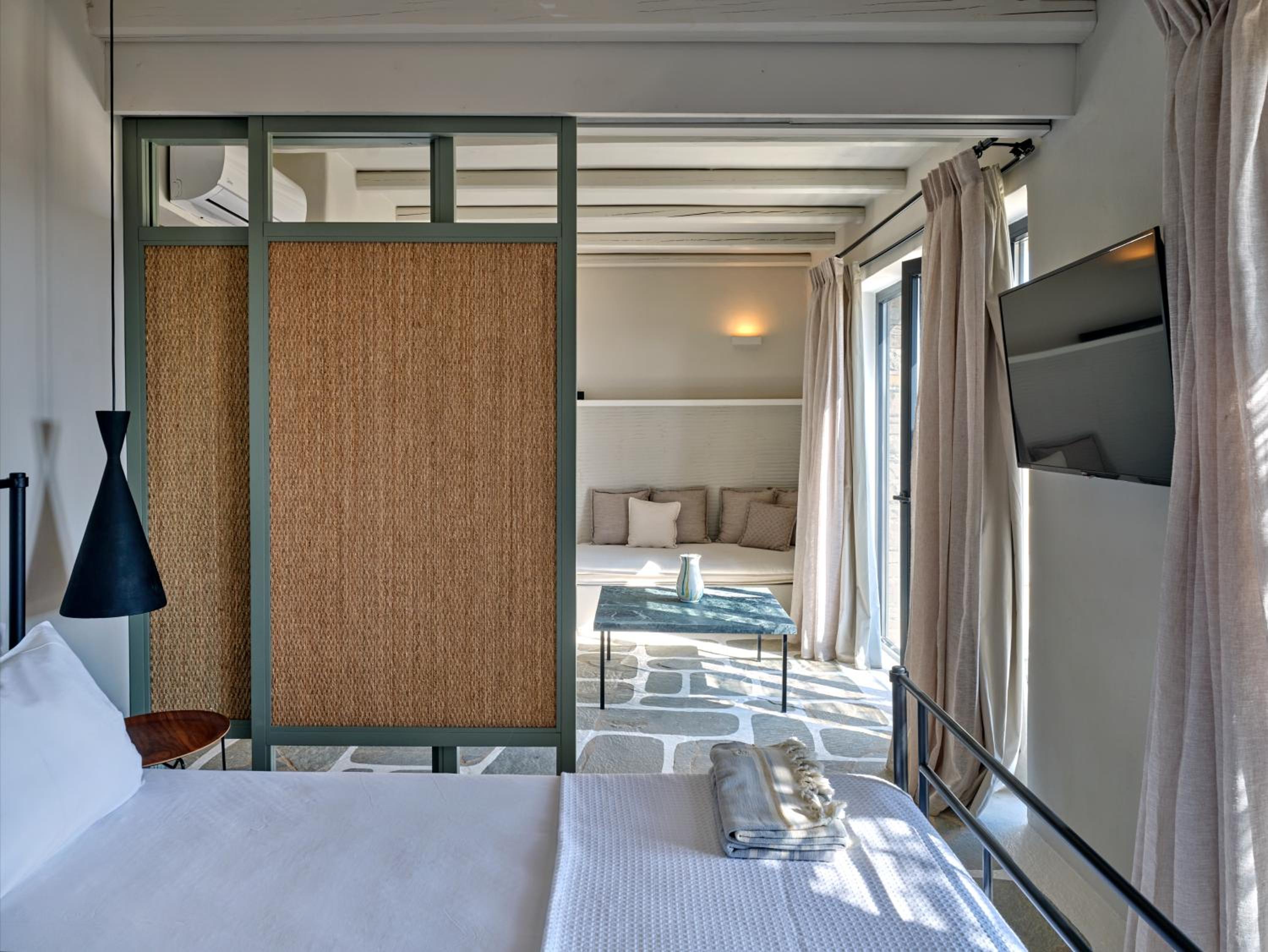 Signature Suite Mini Jetted Pool Sea View - Photo 17