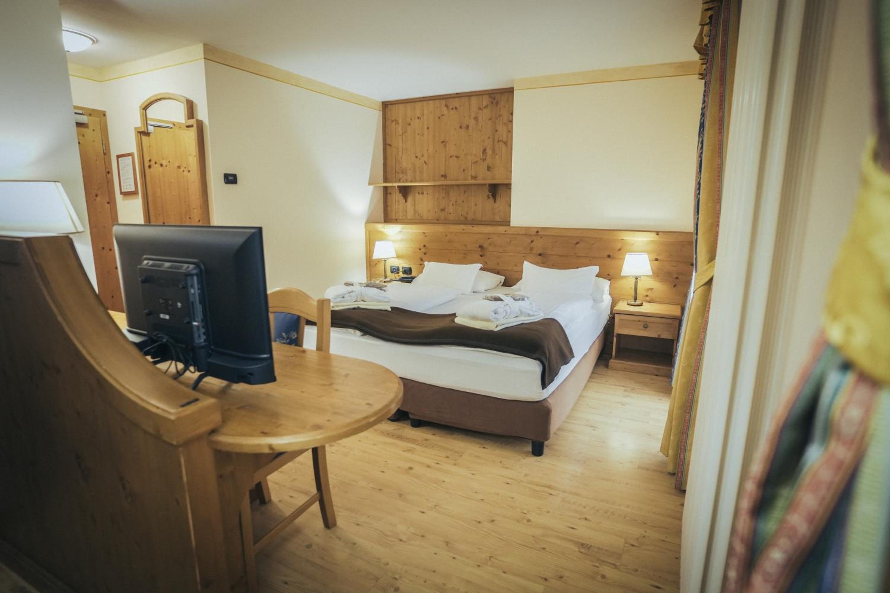 Classic Triple Room photo 3