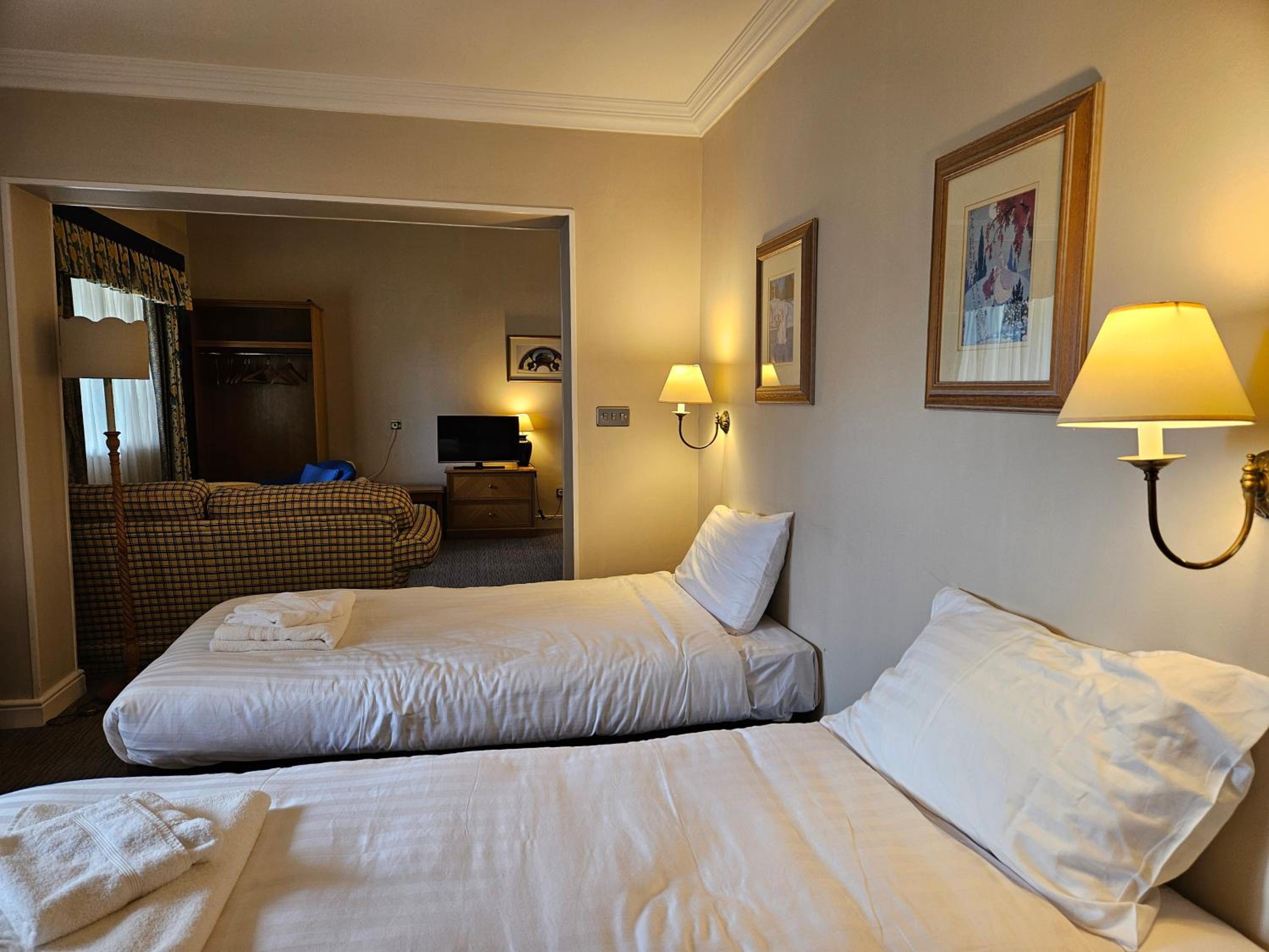 Superior Twin Room photo 2