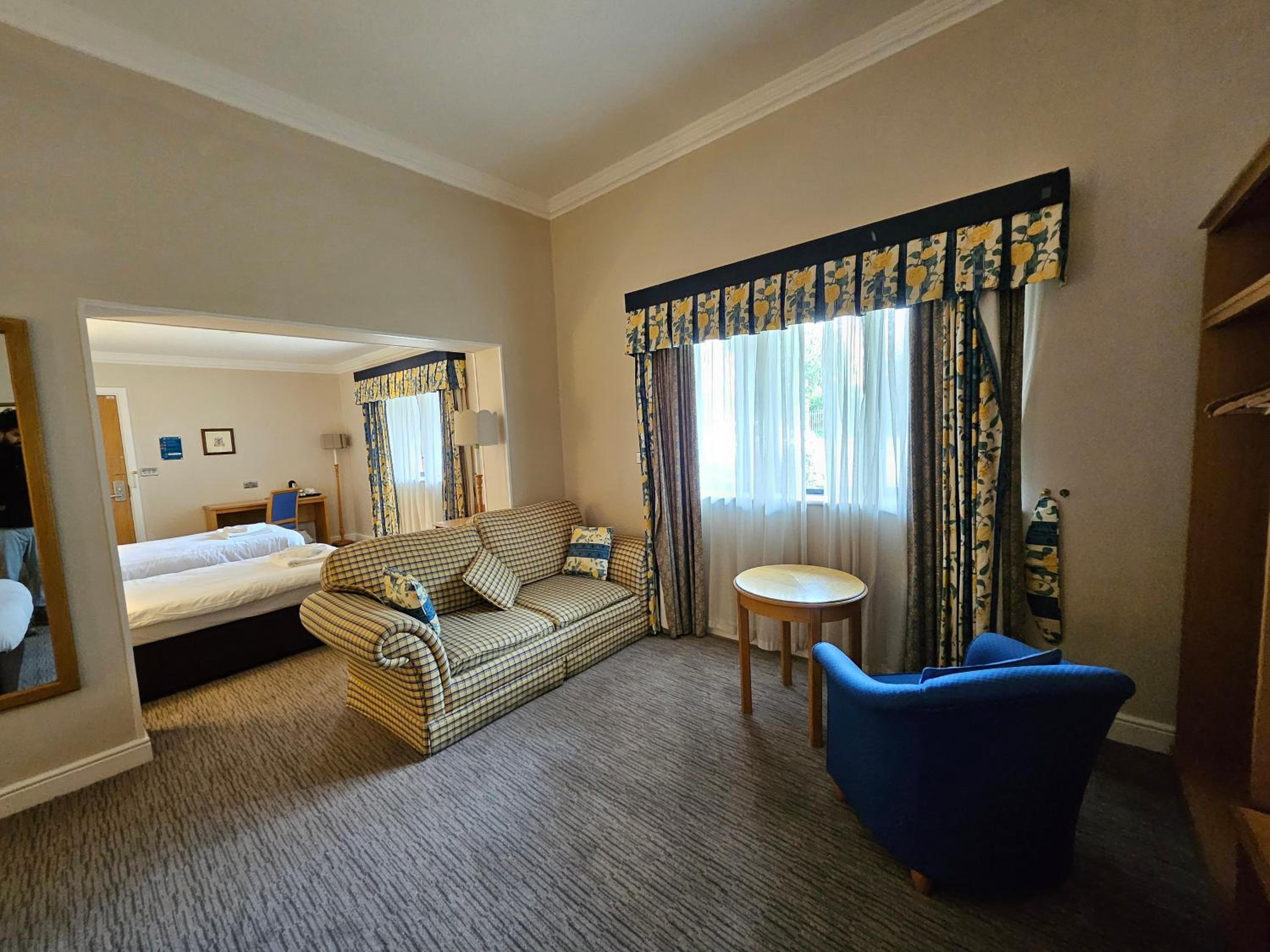 Superior Twin Room photo 3