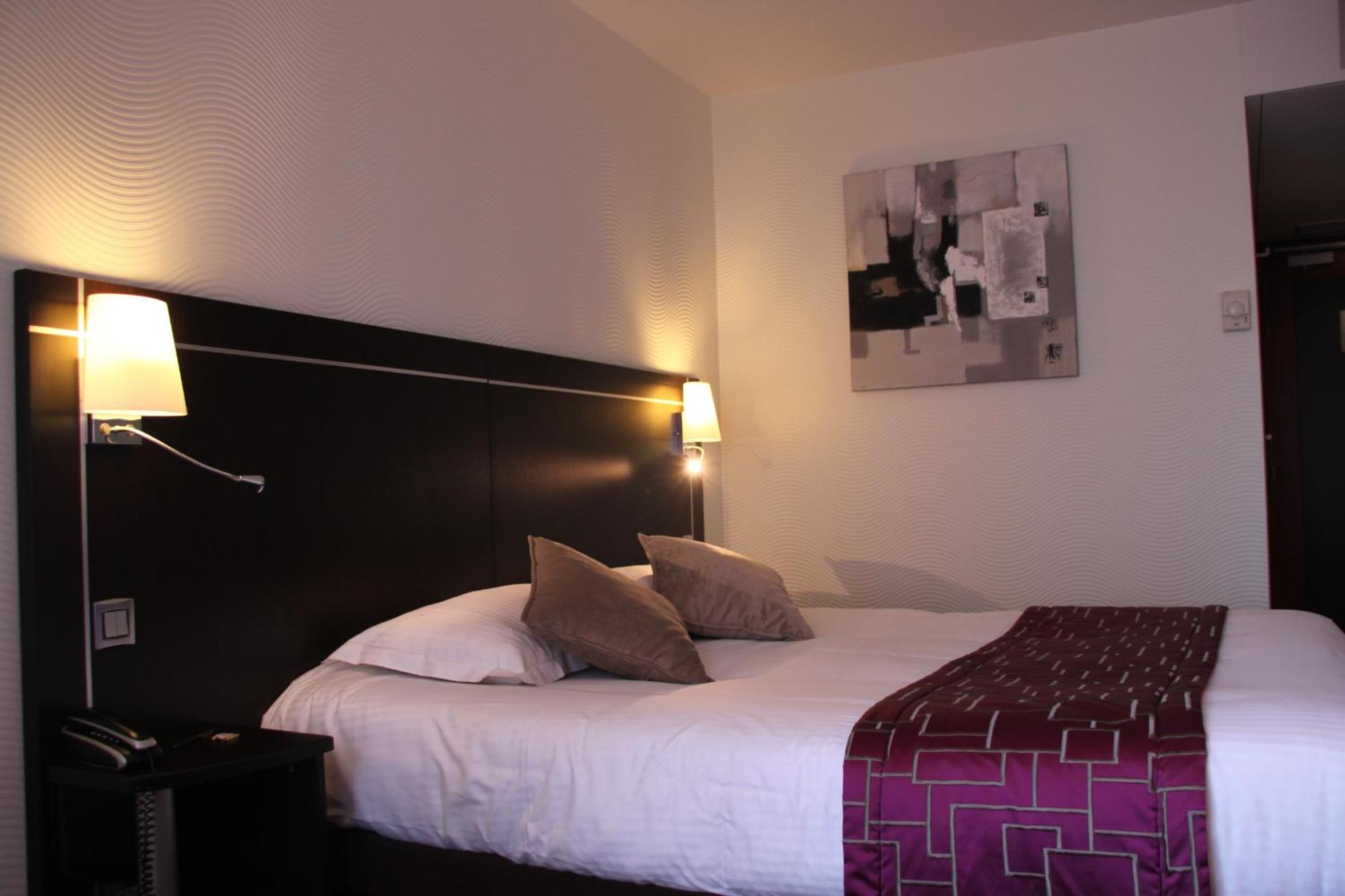 Standard Double Room photo 3