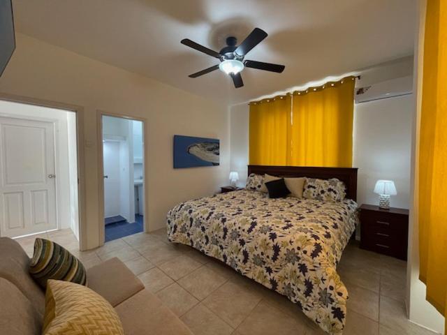 Deluxe Double Room With Bath photo 2