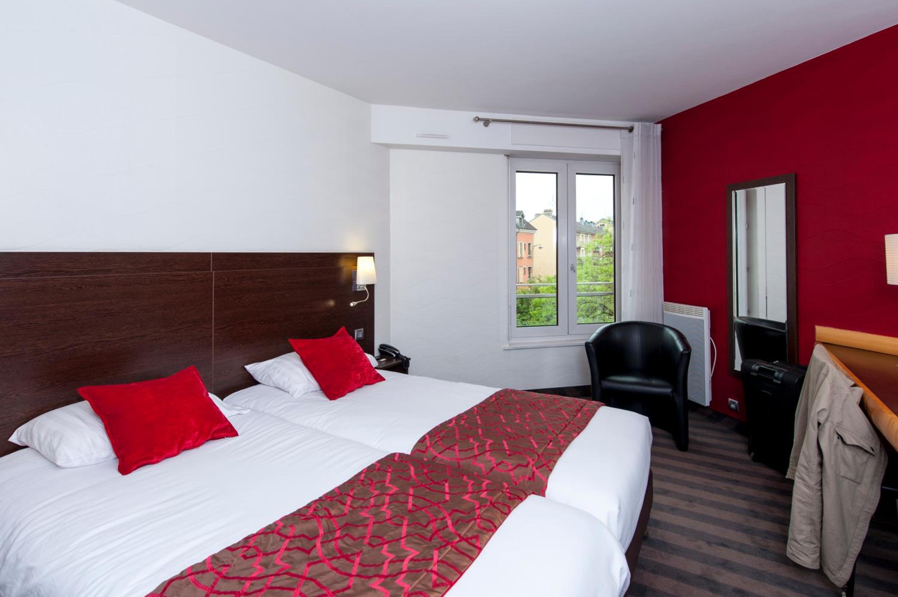 Superior Twin Room photo 2