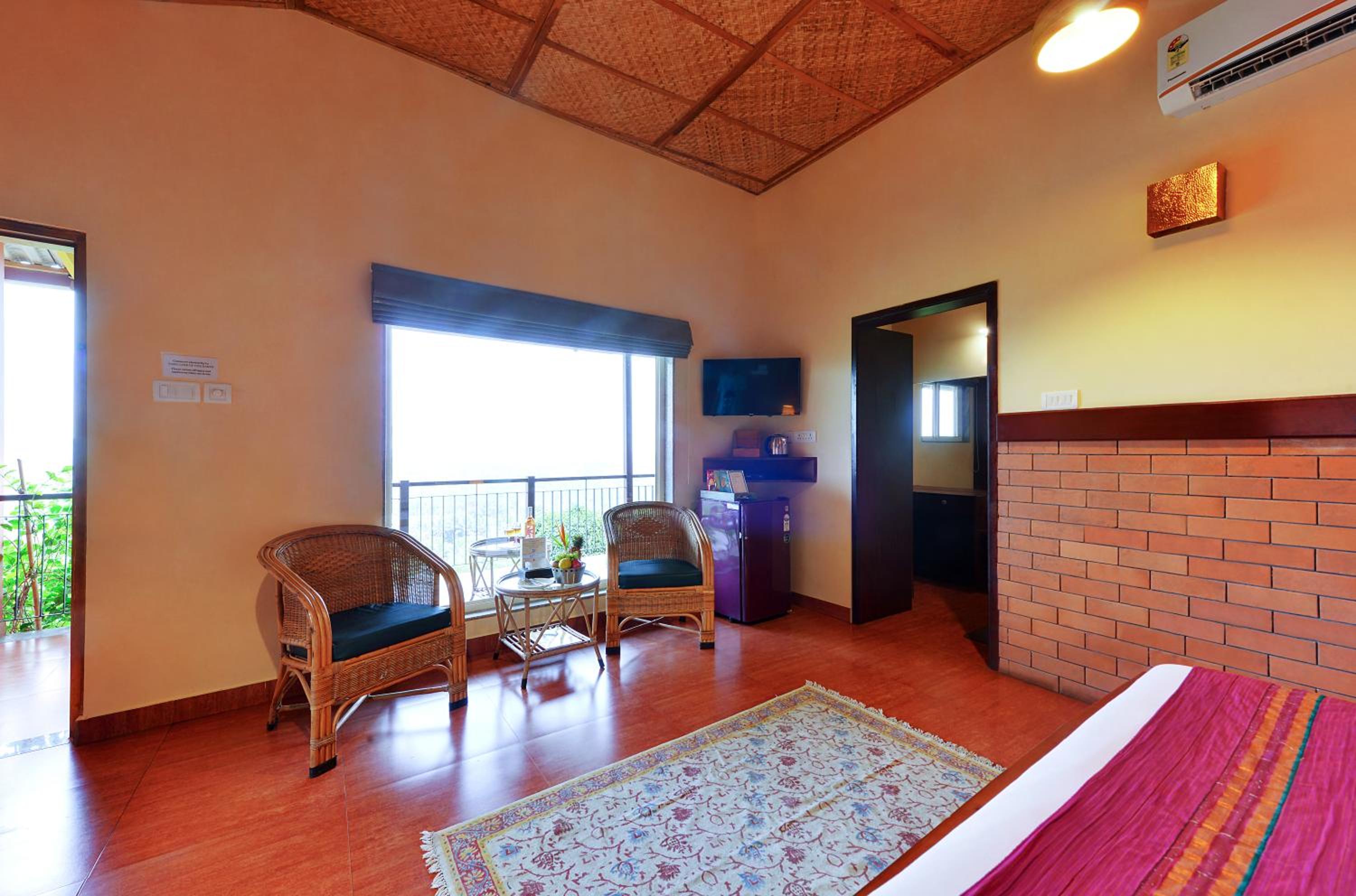 King Room with Mountain View