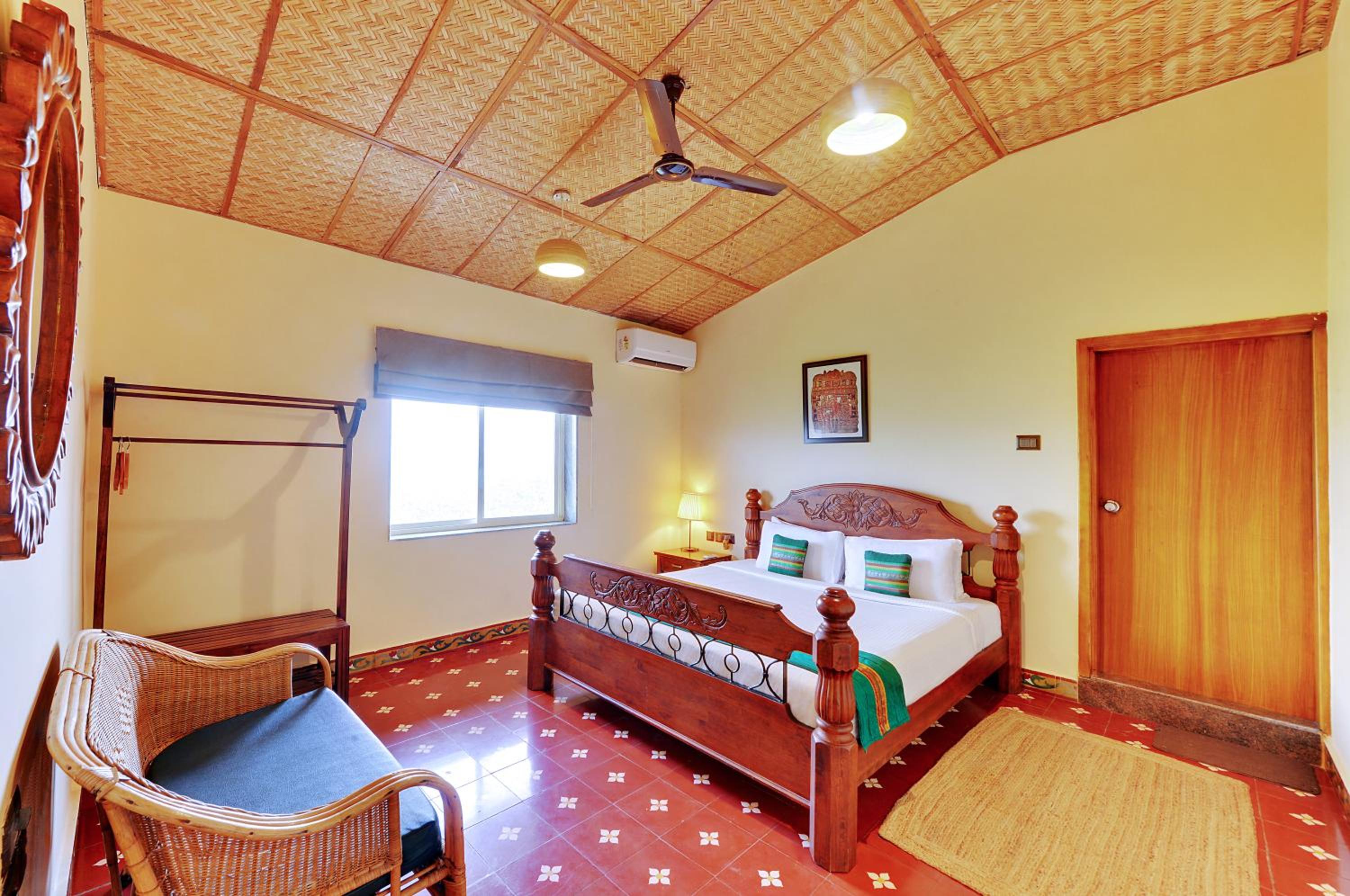 Three-Bedroom Villa - Photo 1