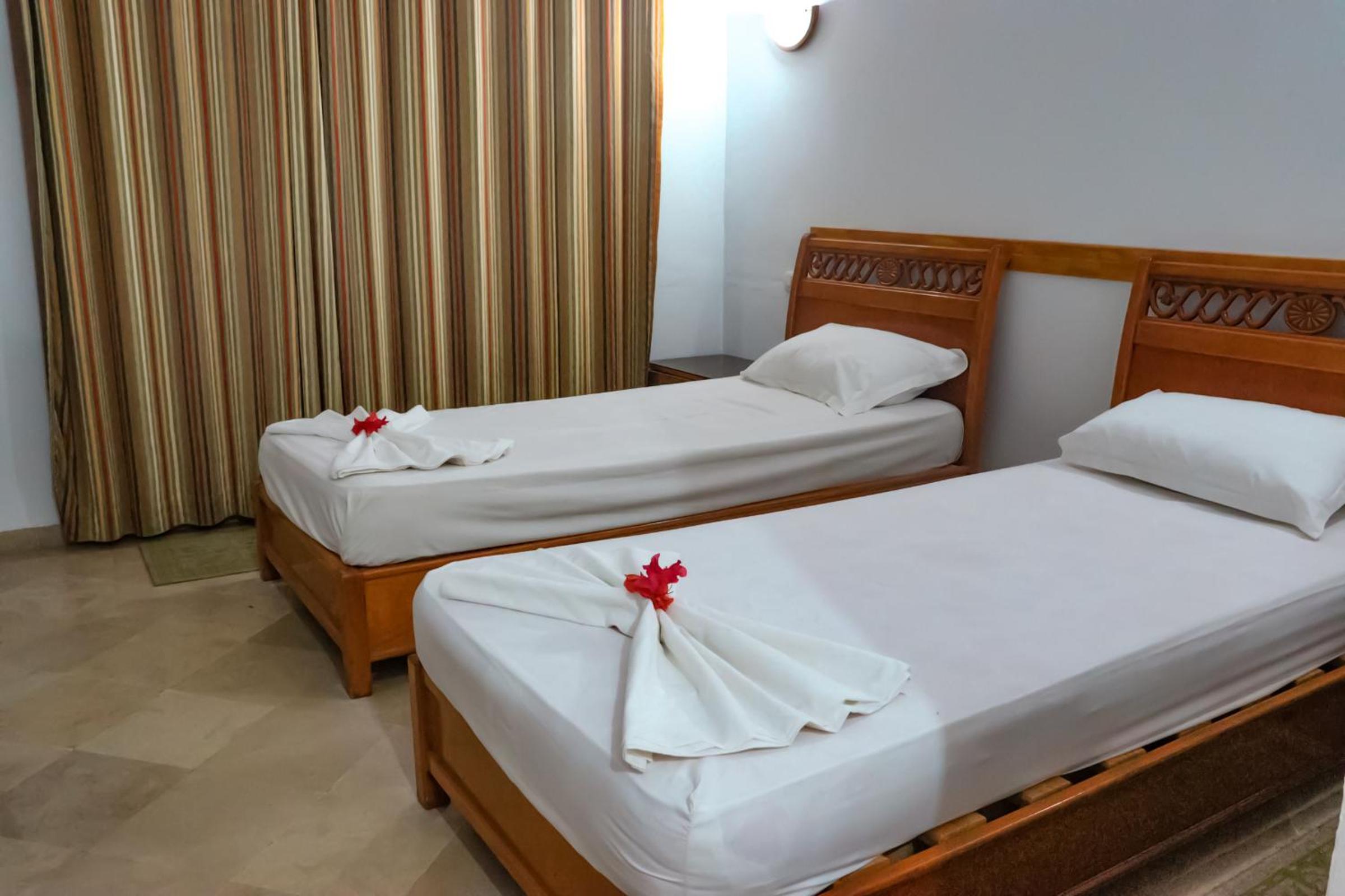Double Room - Photo 2