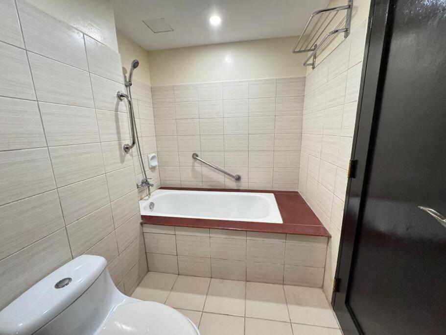 One-Bedroom Apartment - Photo 13