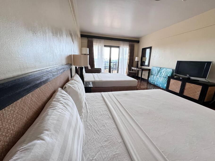 One-Bedroom Apartment - Photo 20