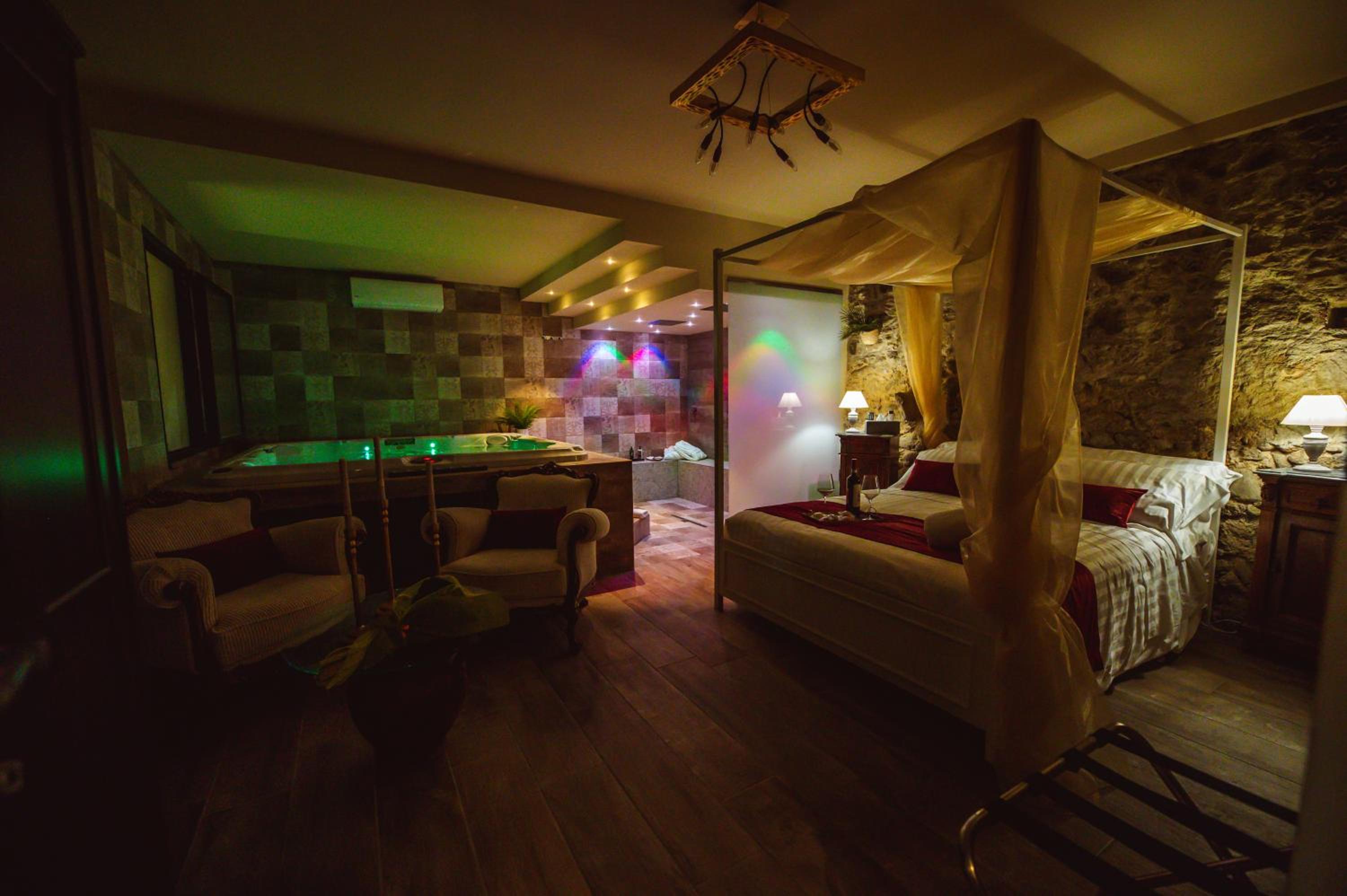 Queen Room With Spa Bath photo 2