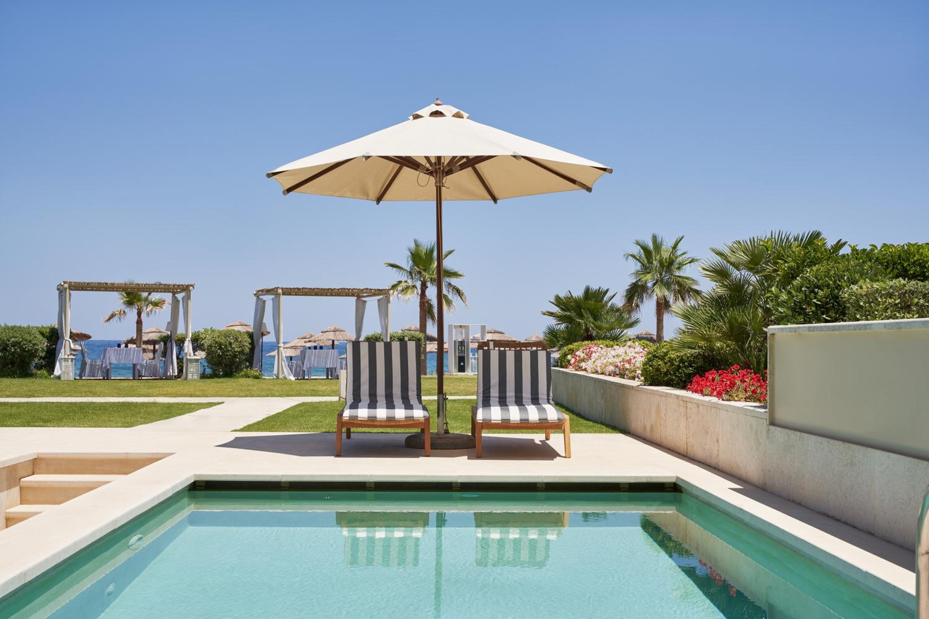 Junior Suite Beach Front Private Pool