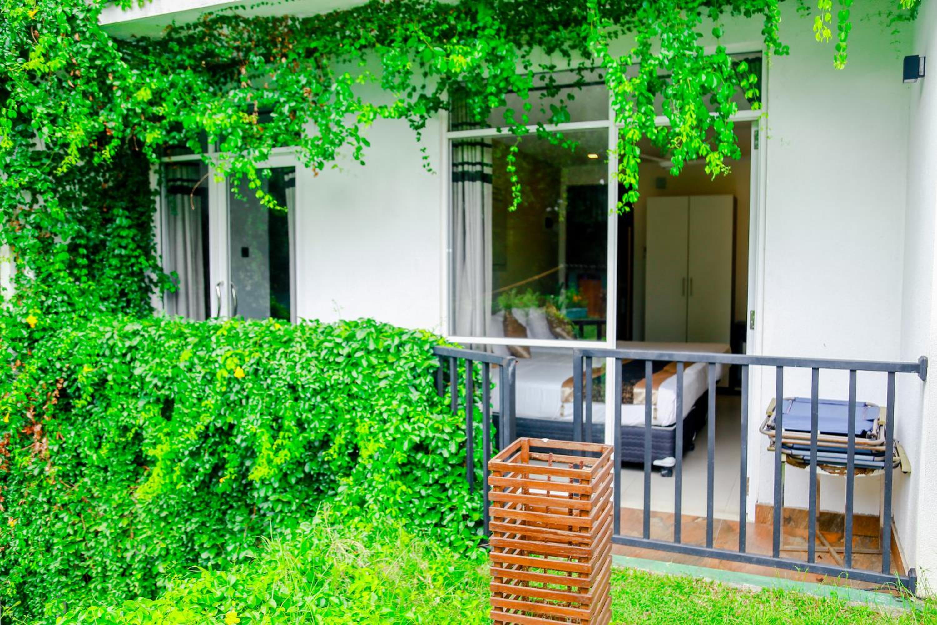 Deluxe Double or Twin Room with Balcony photo 3