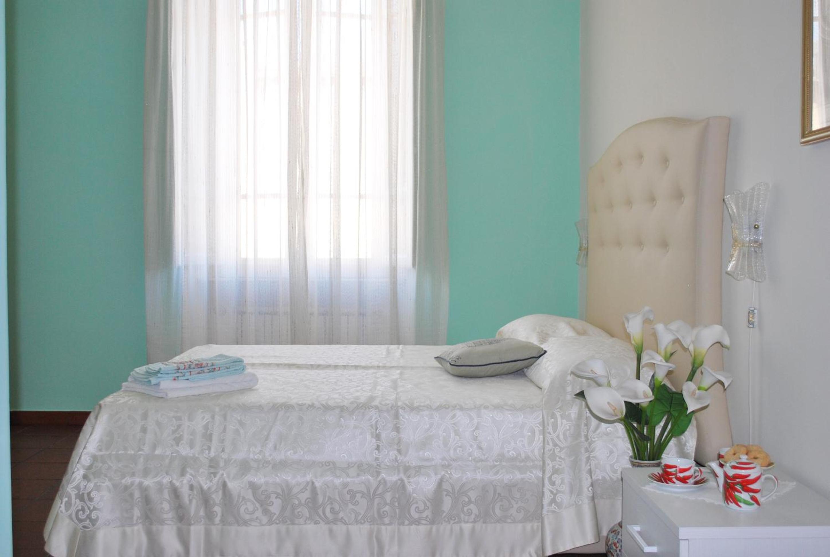 Double Room with Private Bathroom photo 1