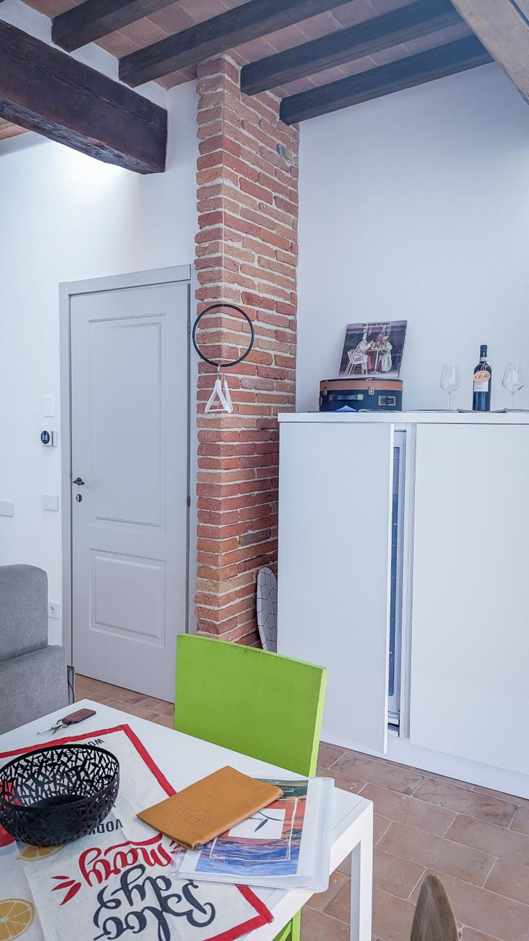Studio - Photo 48
