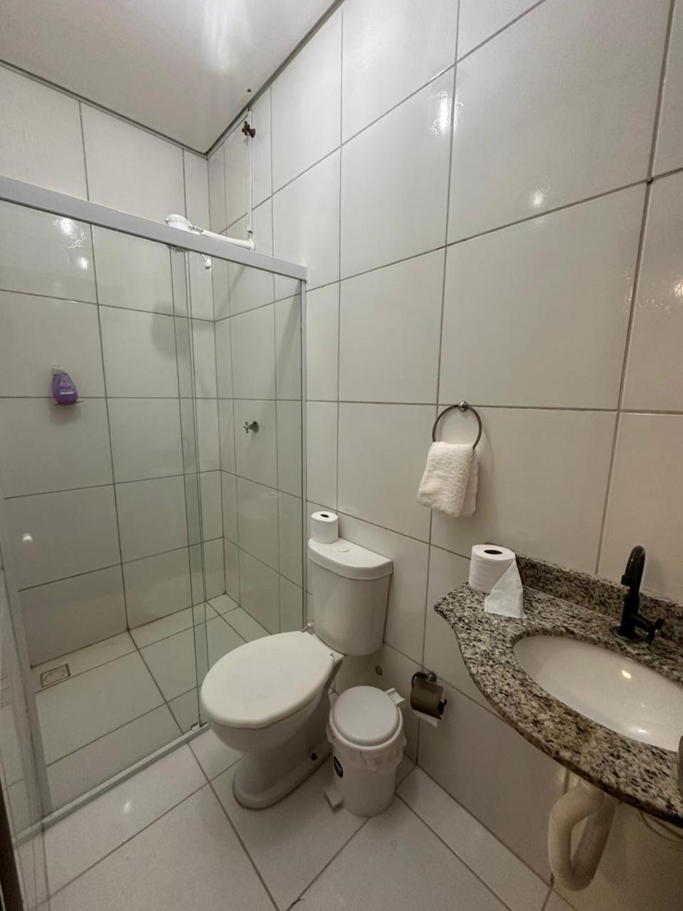 Family Room with Private Bathroom photo 2