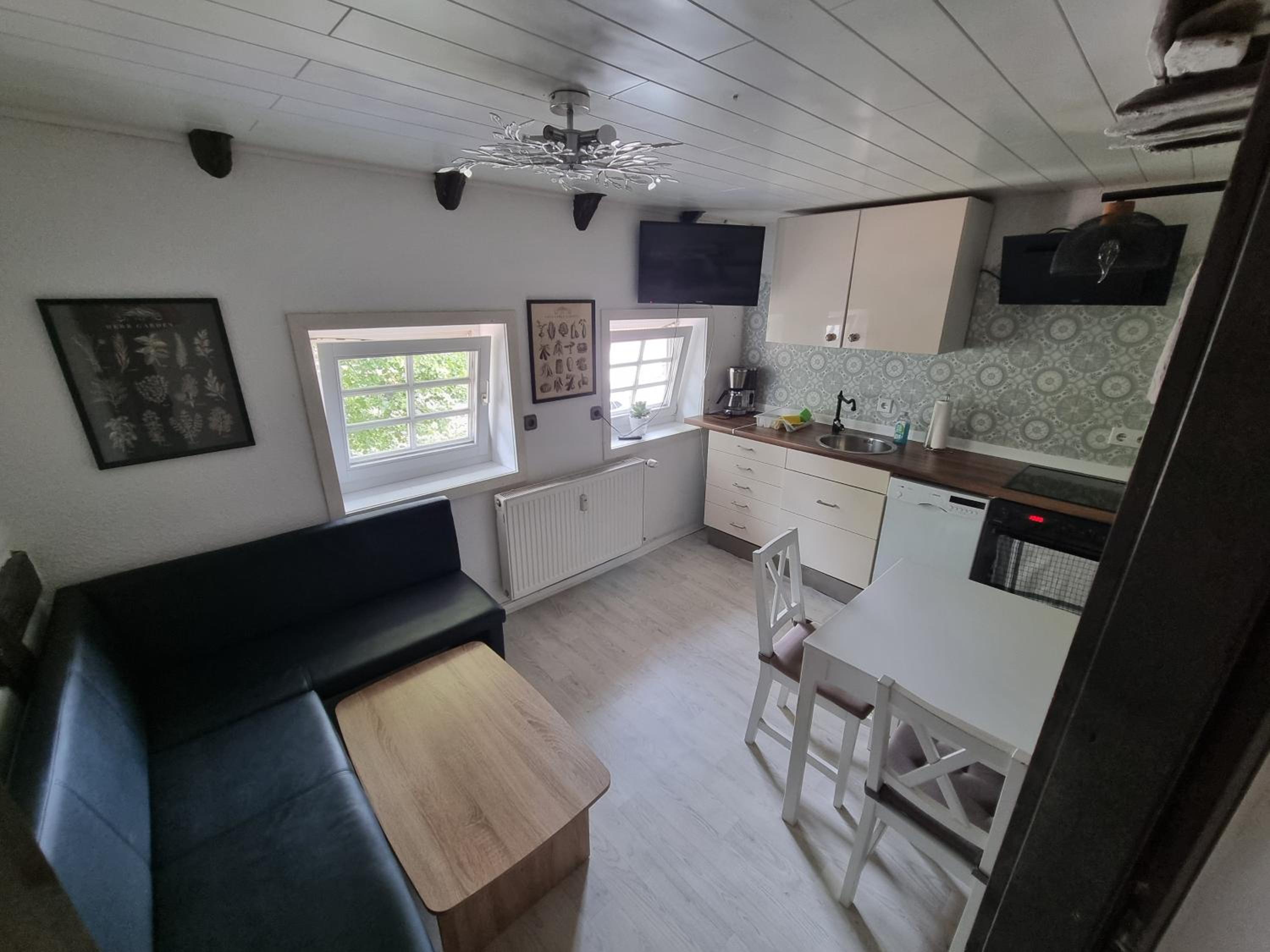 Two-Bedroom Apartment - Photo 8