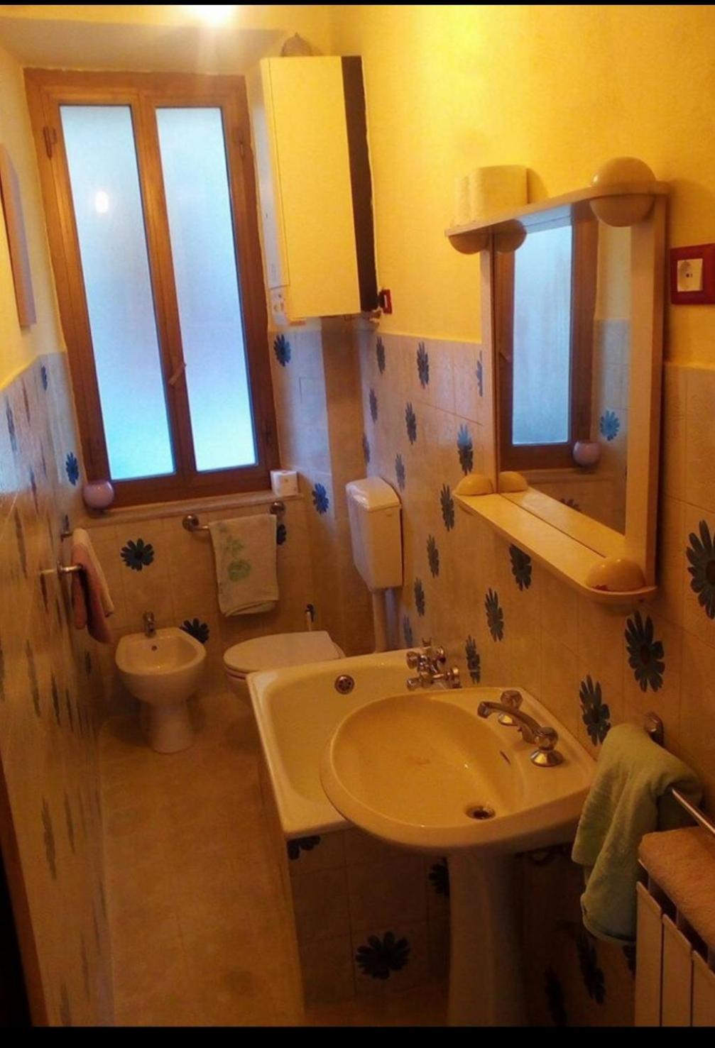 Three-Bedroom Apartment - Photo 17