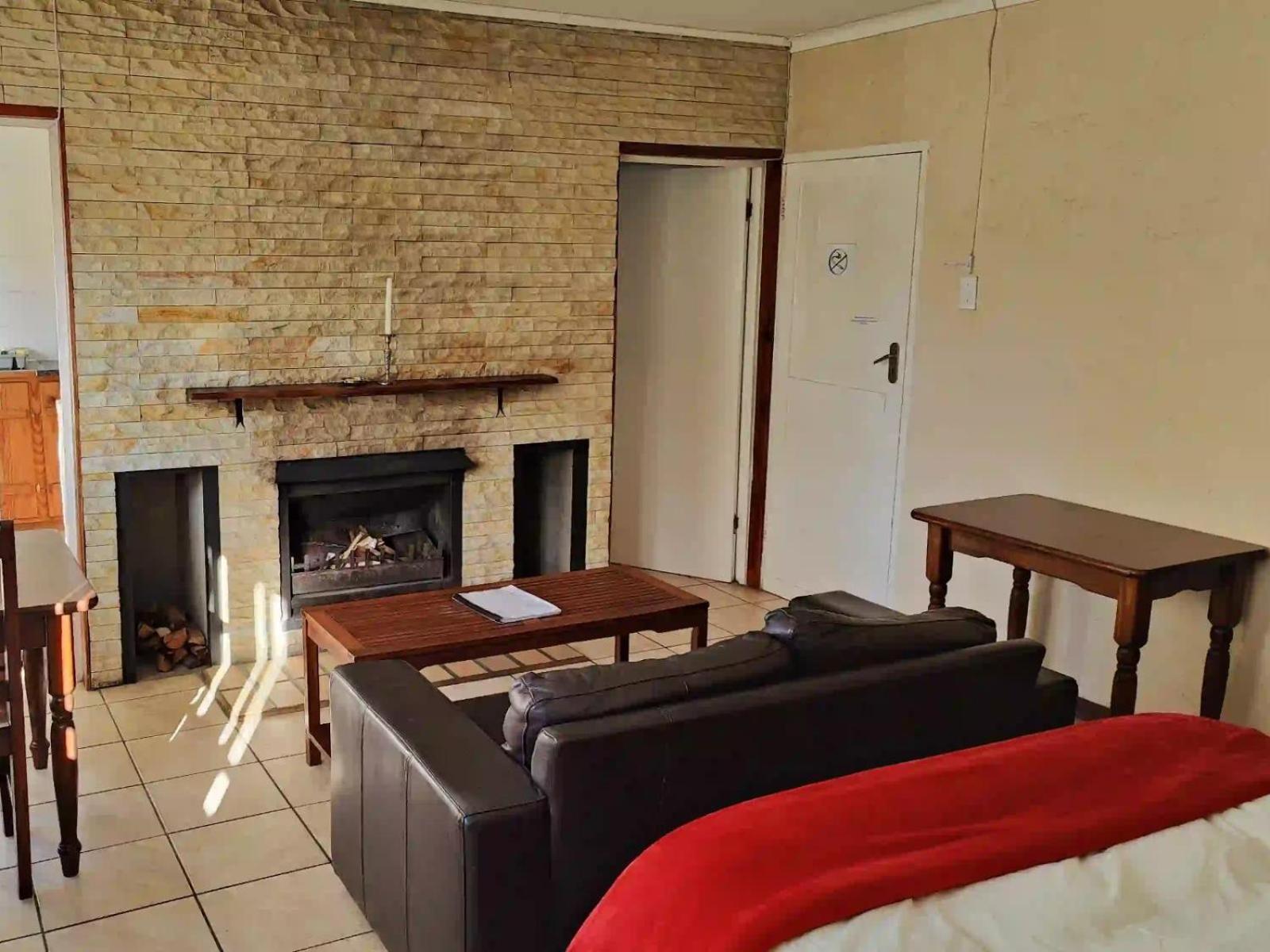 One-Bedroom House - Photo 3