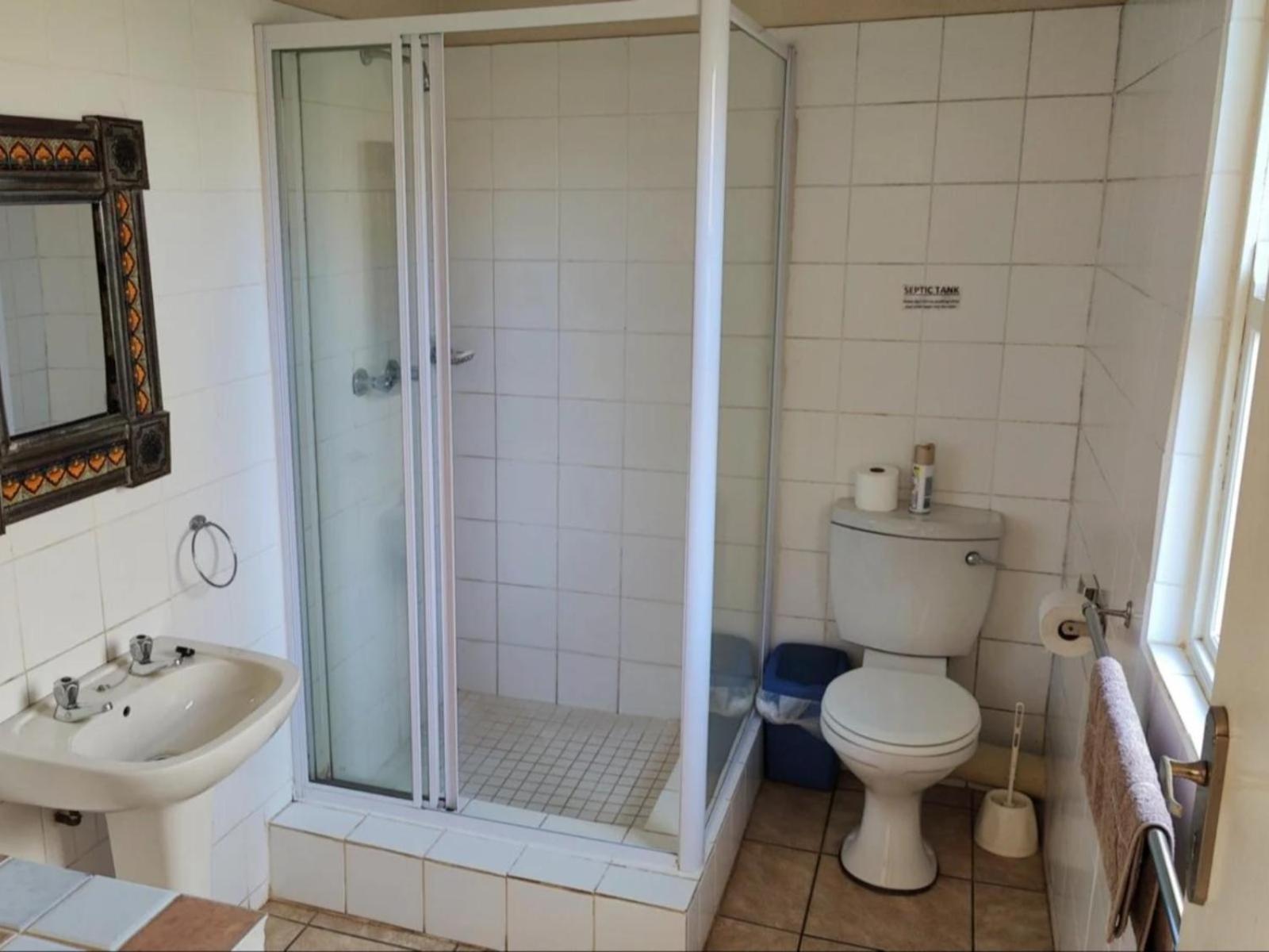 One-Bedroom House - Photo 4