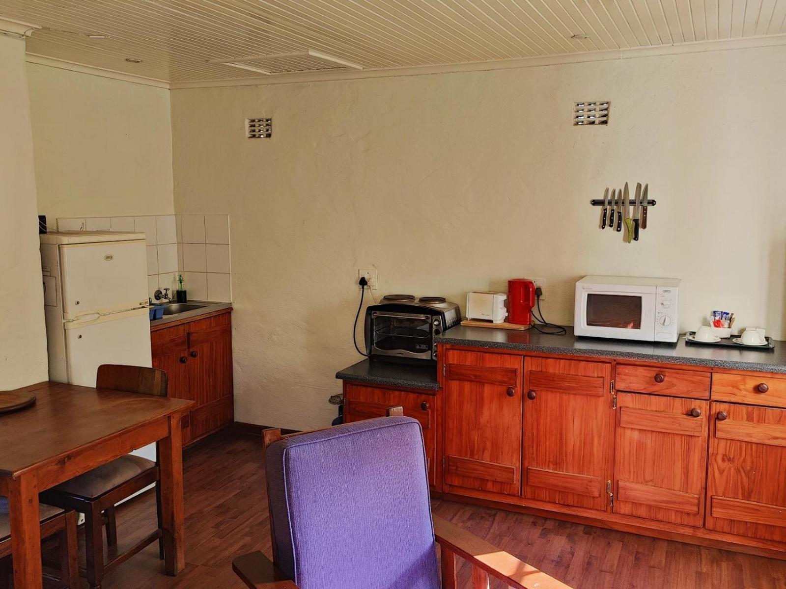 Small Twin Room - Photo 2