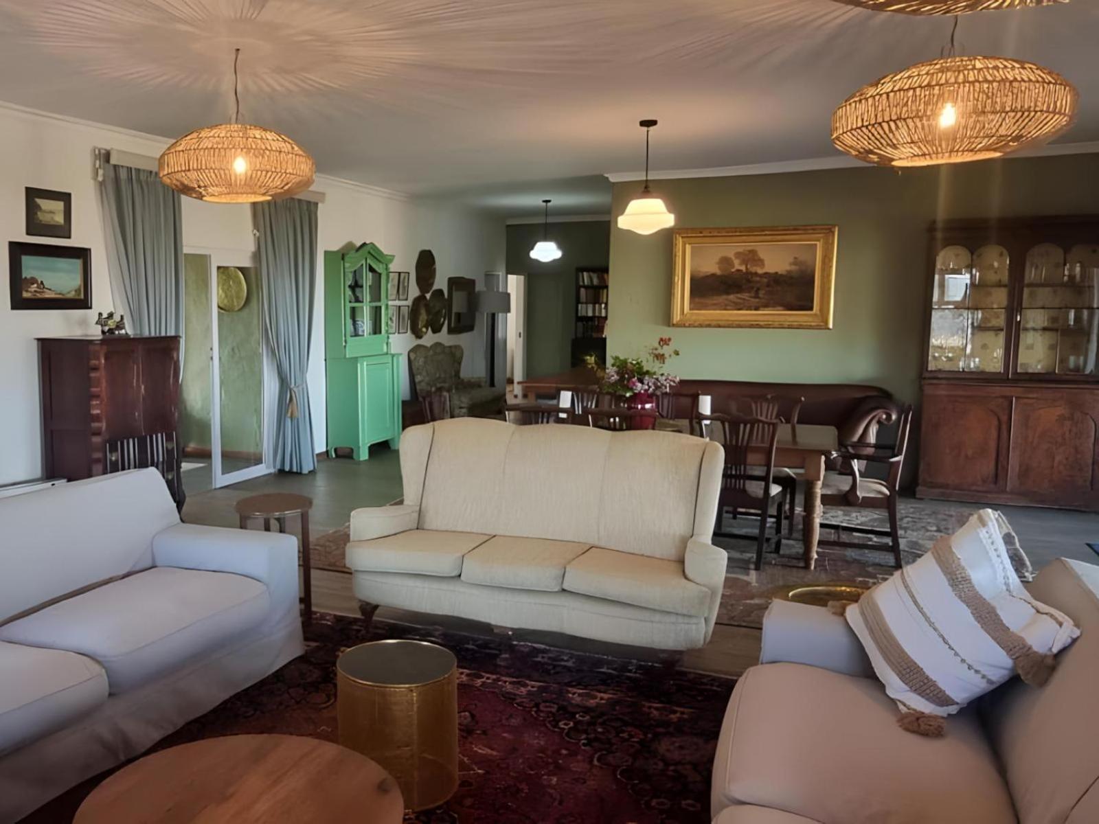 Three-Bedroom House - Photo 1