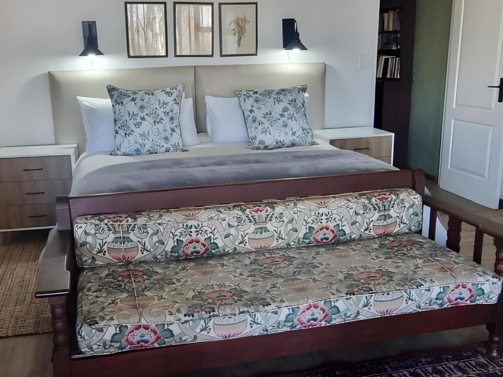 Three-Bedroom House - Photo 12
